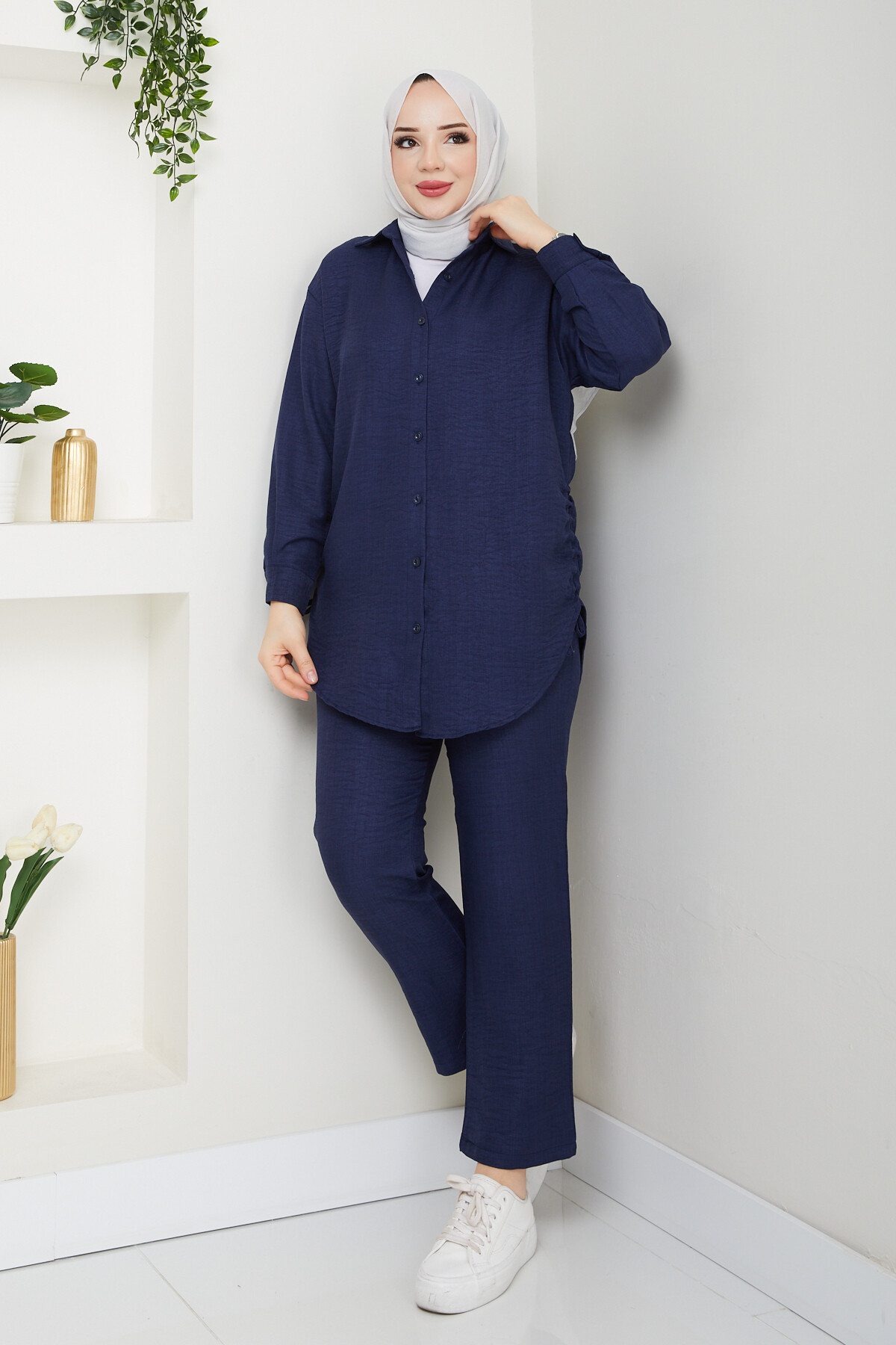 YANLARI SIKTIRMALI TAKIM-LACİVERT