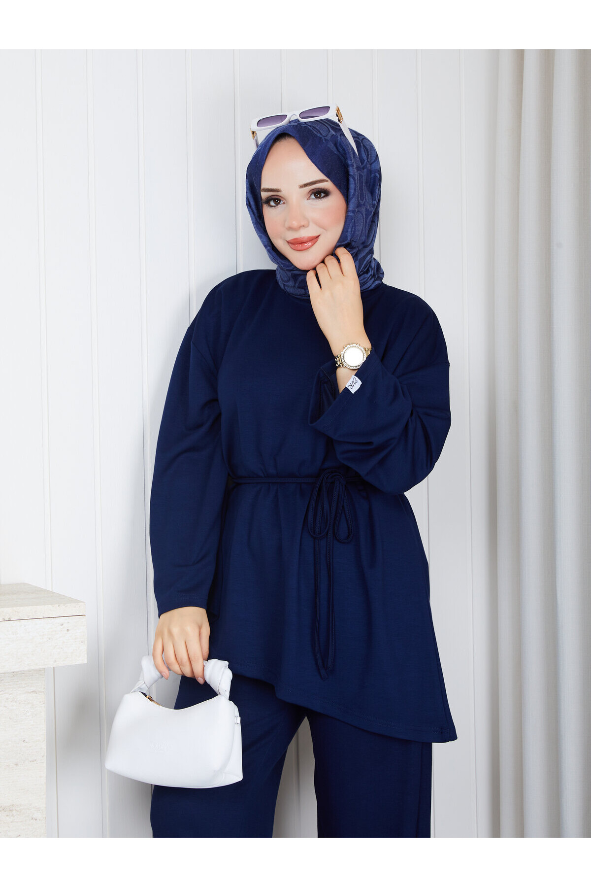 0005-Asimetrik Kesim Takım-Lacivert