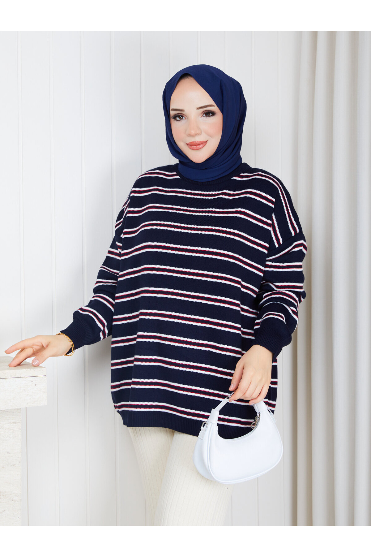 0304 Çizgili Oversize Triko Kazak – Lacivert