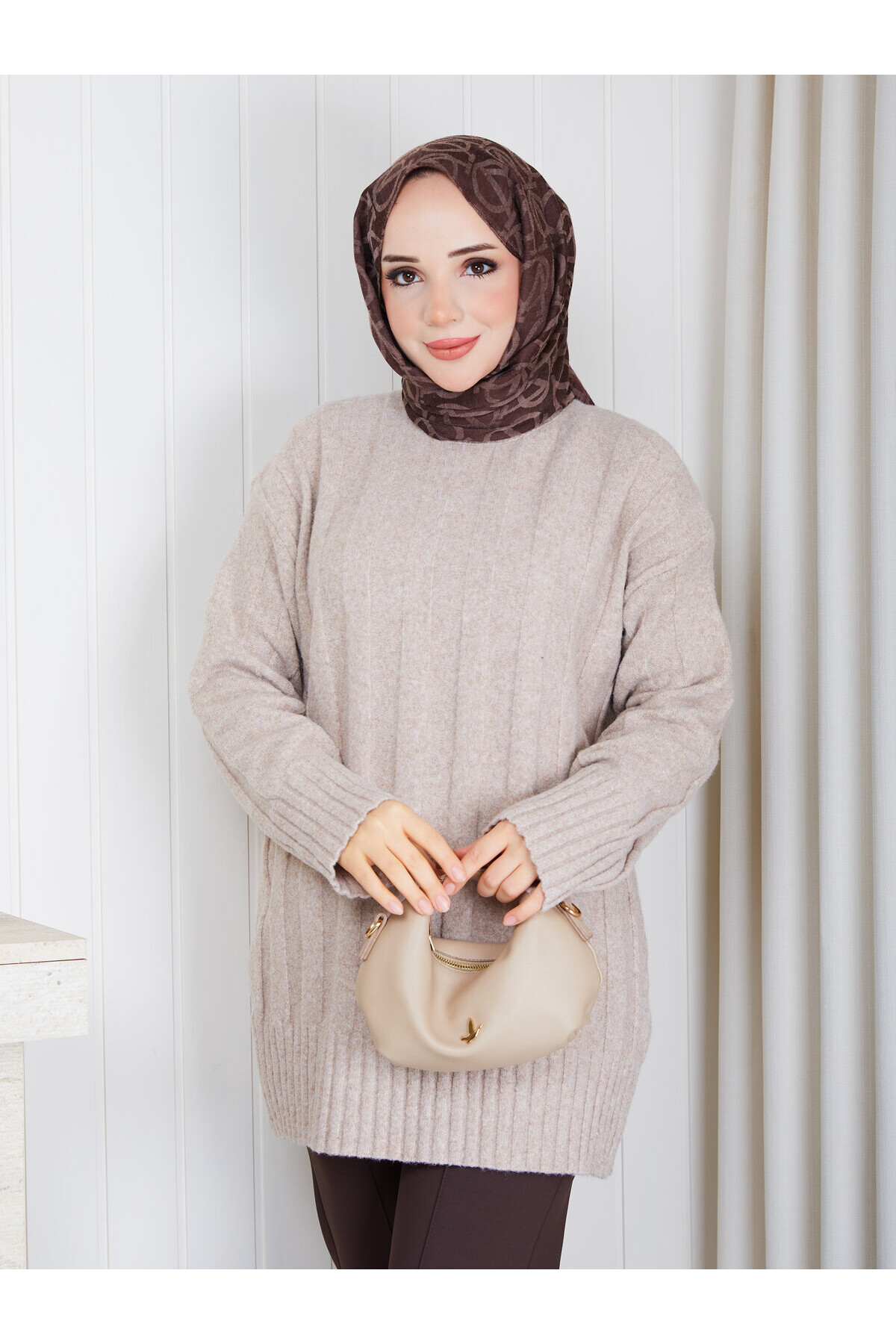 0953 Kalın Fitilli Bisiklet Yaka Triko Tunik – Taş