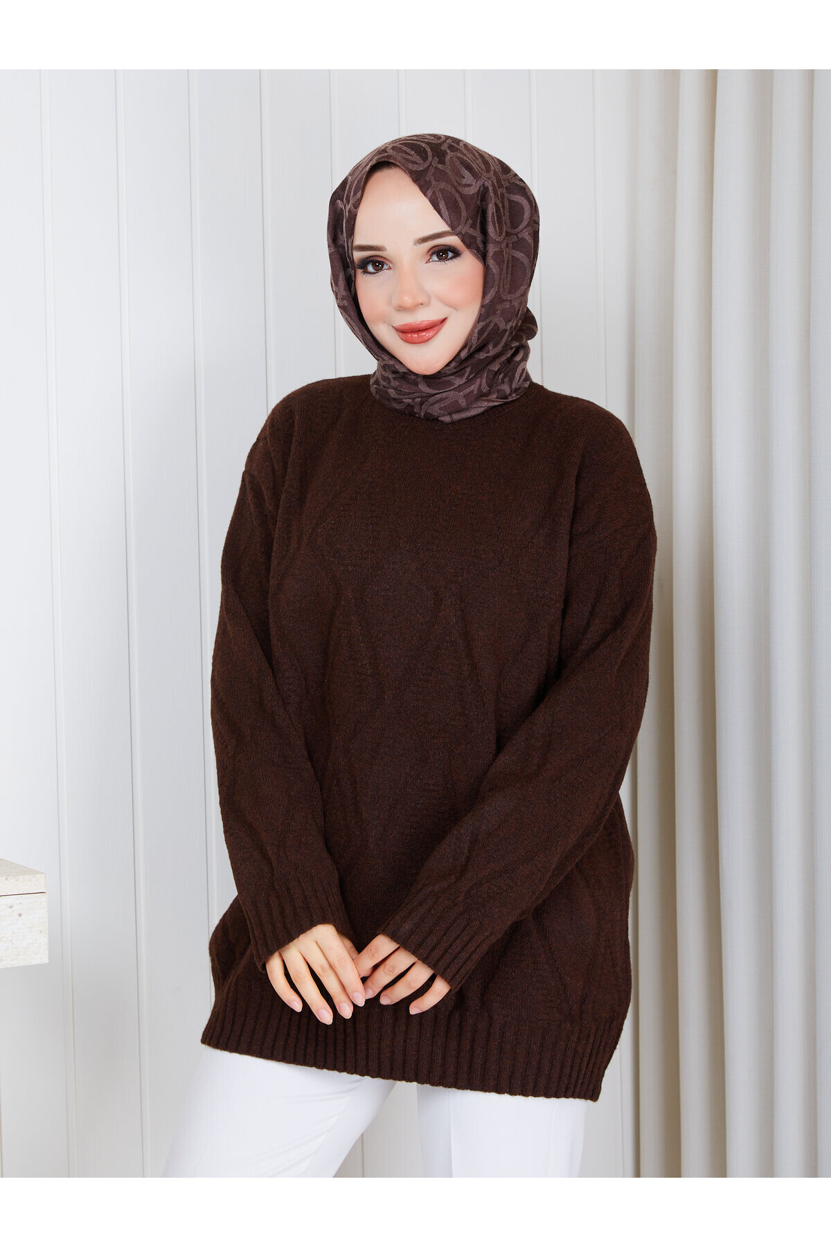 1329 Saç Örgü Desenli Oversize Triko Kazak – Çikolata Kahve