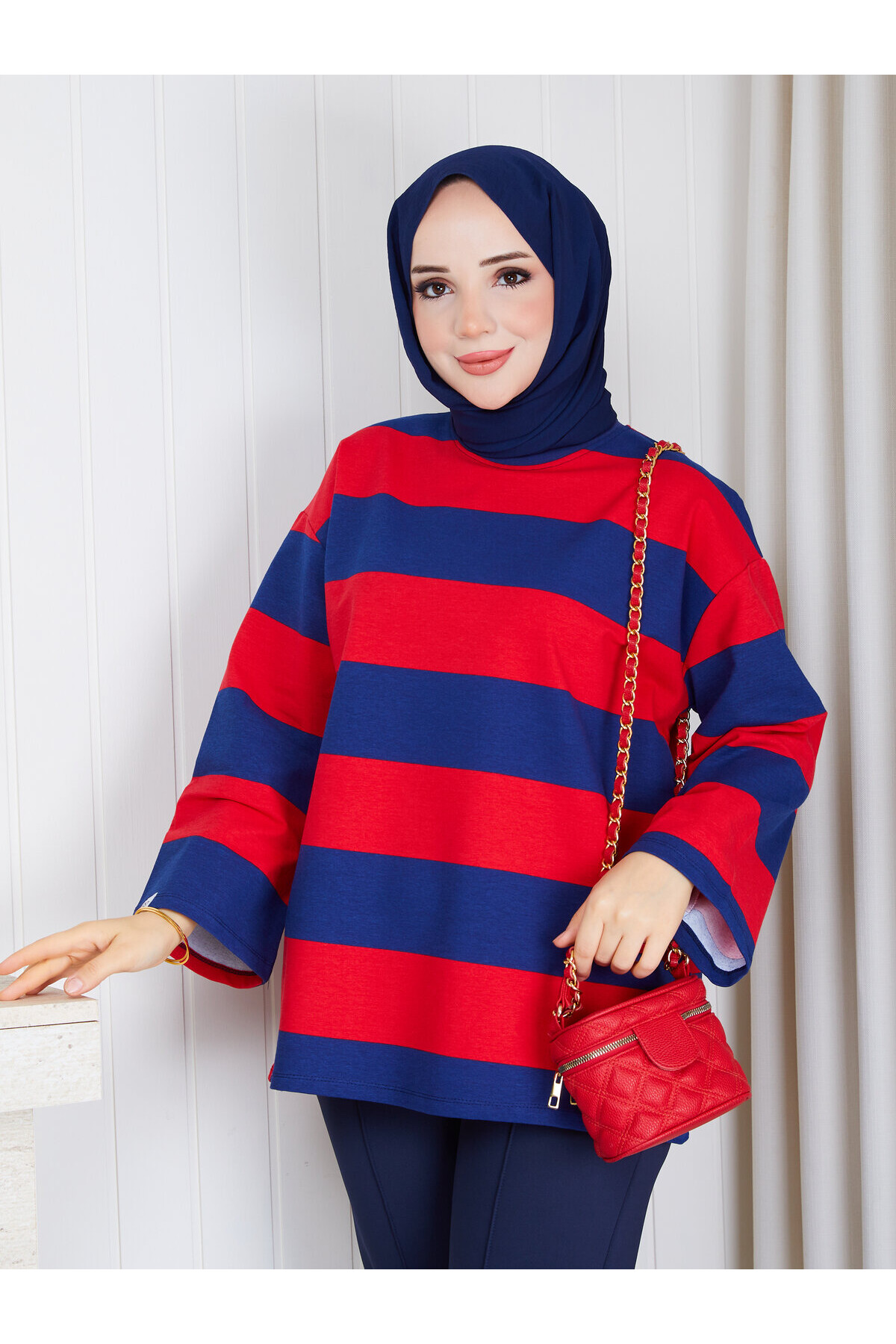 1482 Lacivert Kırmızı Çizgili Oversize İki İplik Penye Tunik