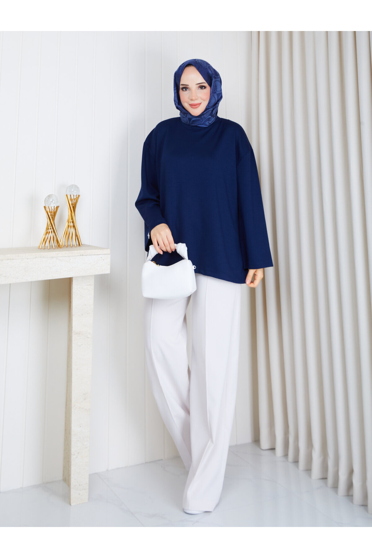 1907 Premium Oysho Kumaş Salaş Kesim Bisiklet Yaka Tunik – lacivert