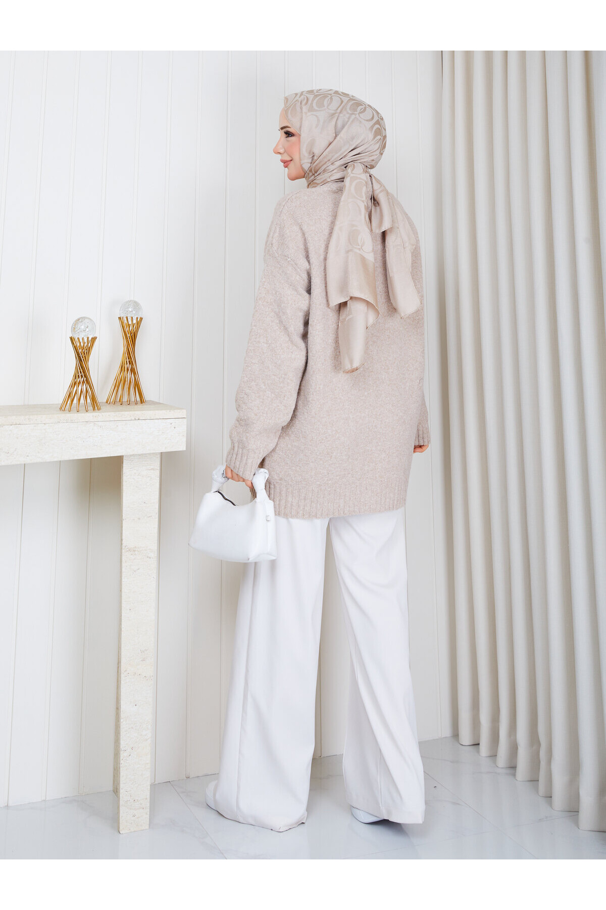 3001 Soft Touch Düğmeli Oversize Triko Hırka – Bej
