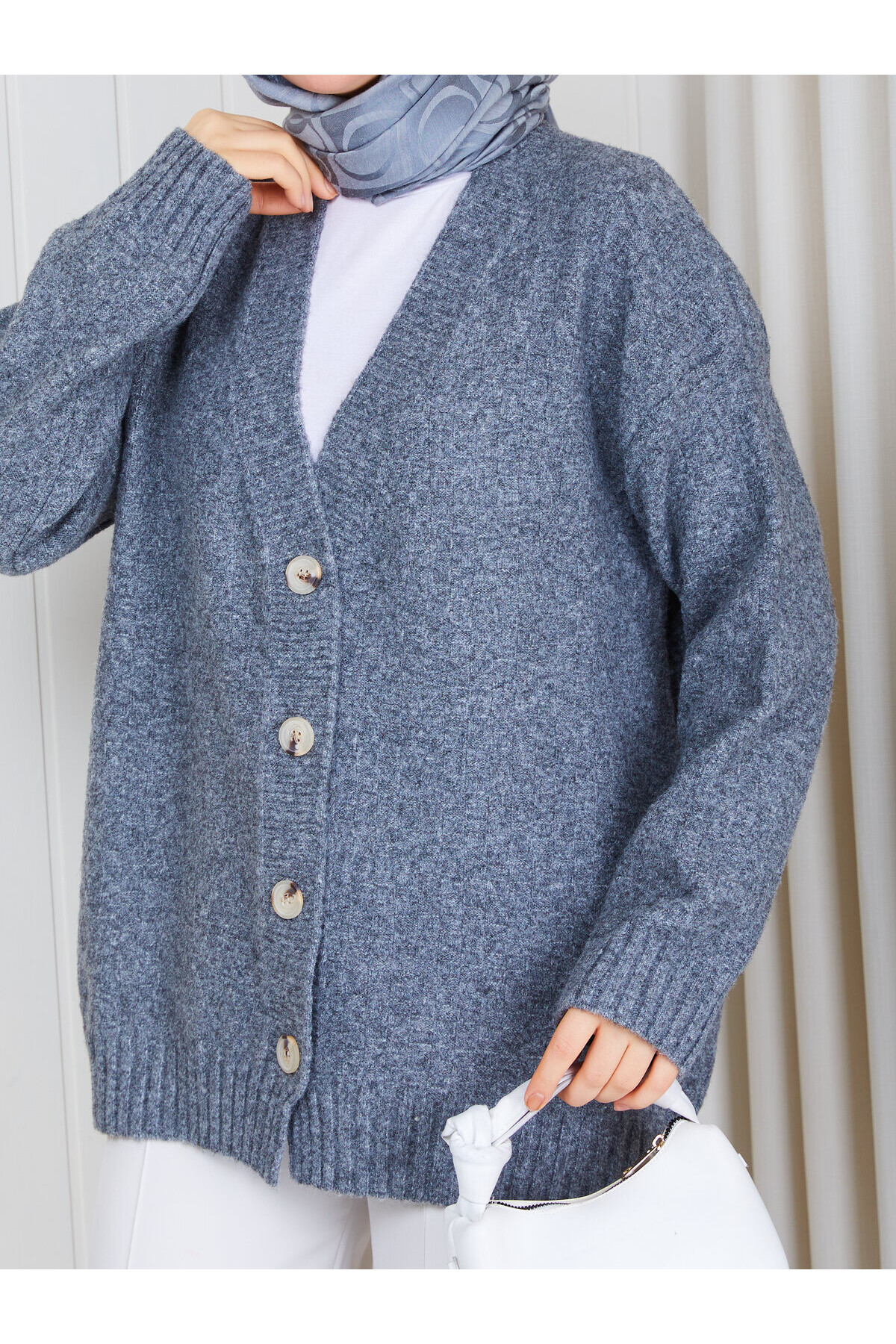 3002 Soft Touch Düğmeli Oversize Triko Hırka – Gri