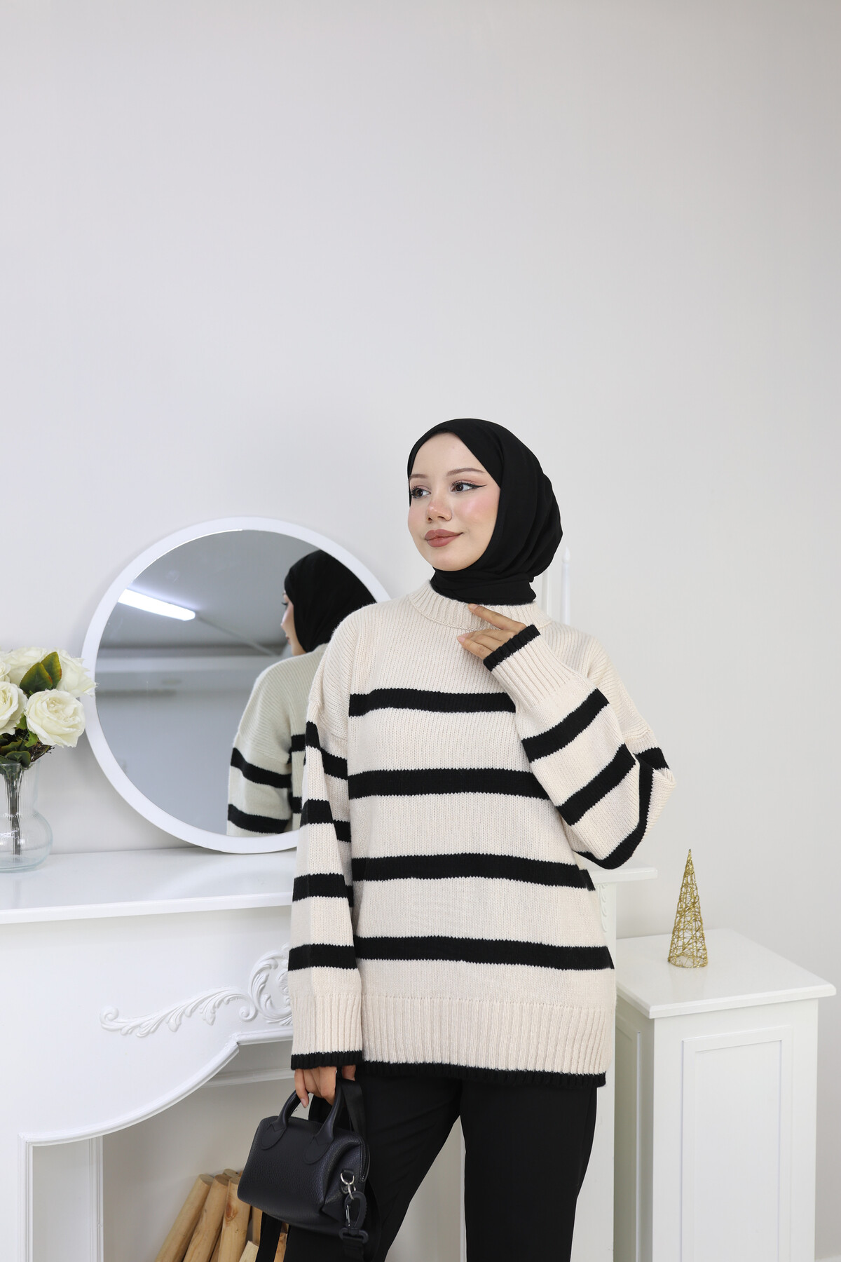 AKD ÇİZGİLİ SALAŞ KAZAK -KREM