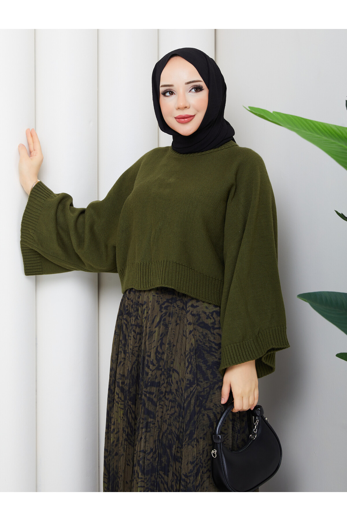 ASİMETRİK ETEK CROP KAZAK KOMBİN - YEŞİL