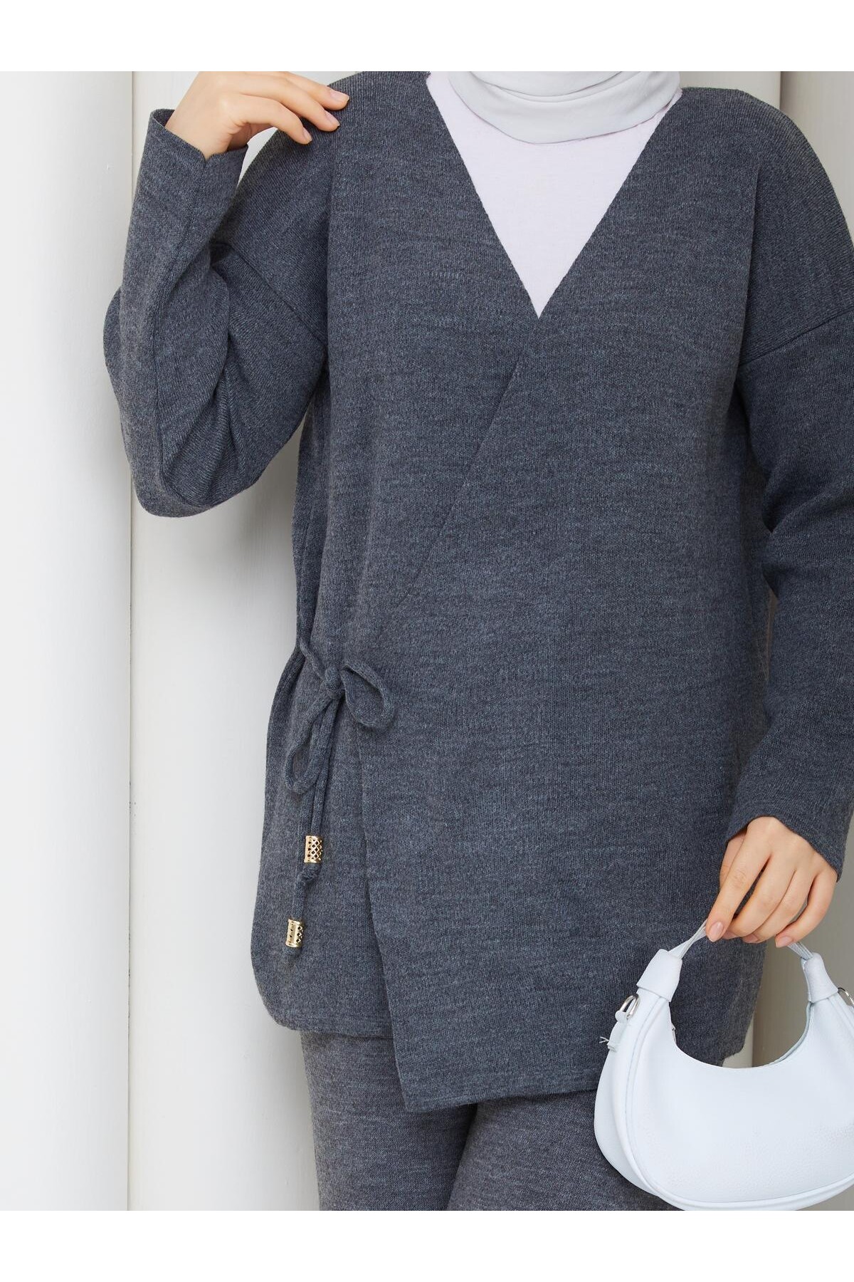 BAĞCIK DETAY TRİKO TAKIM -GRİ