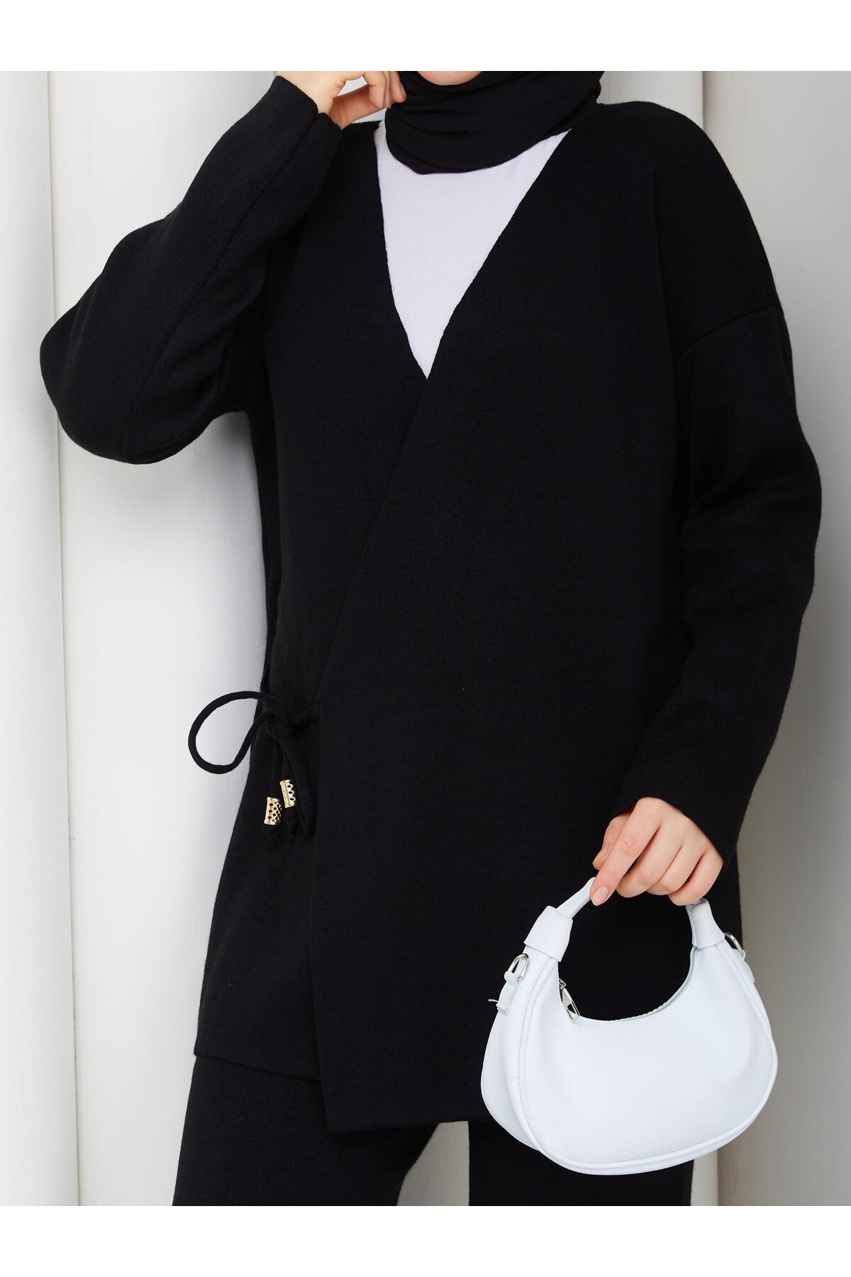 BAĞCIK DETAY TRİKO TAKIM -SİYAH