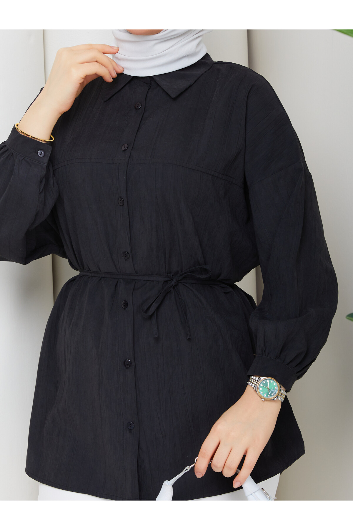 ÇİLEK BELDEN İPLİ GÖMLEK - SİYAH