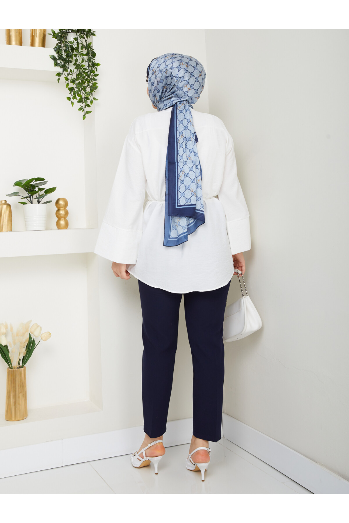 ÇZG LİLYUM GÖMLEK-BEYAZ