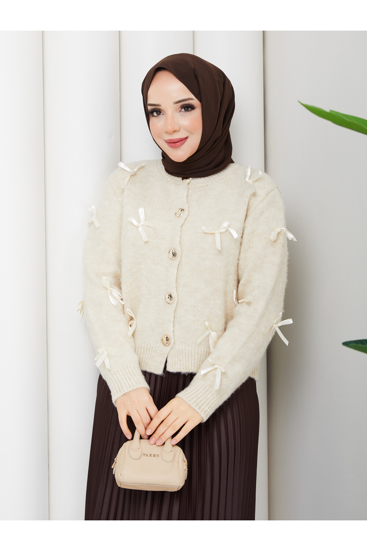 FİYONKLU TRİKO HIRKA ETEK KOMBİN - KREM