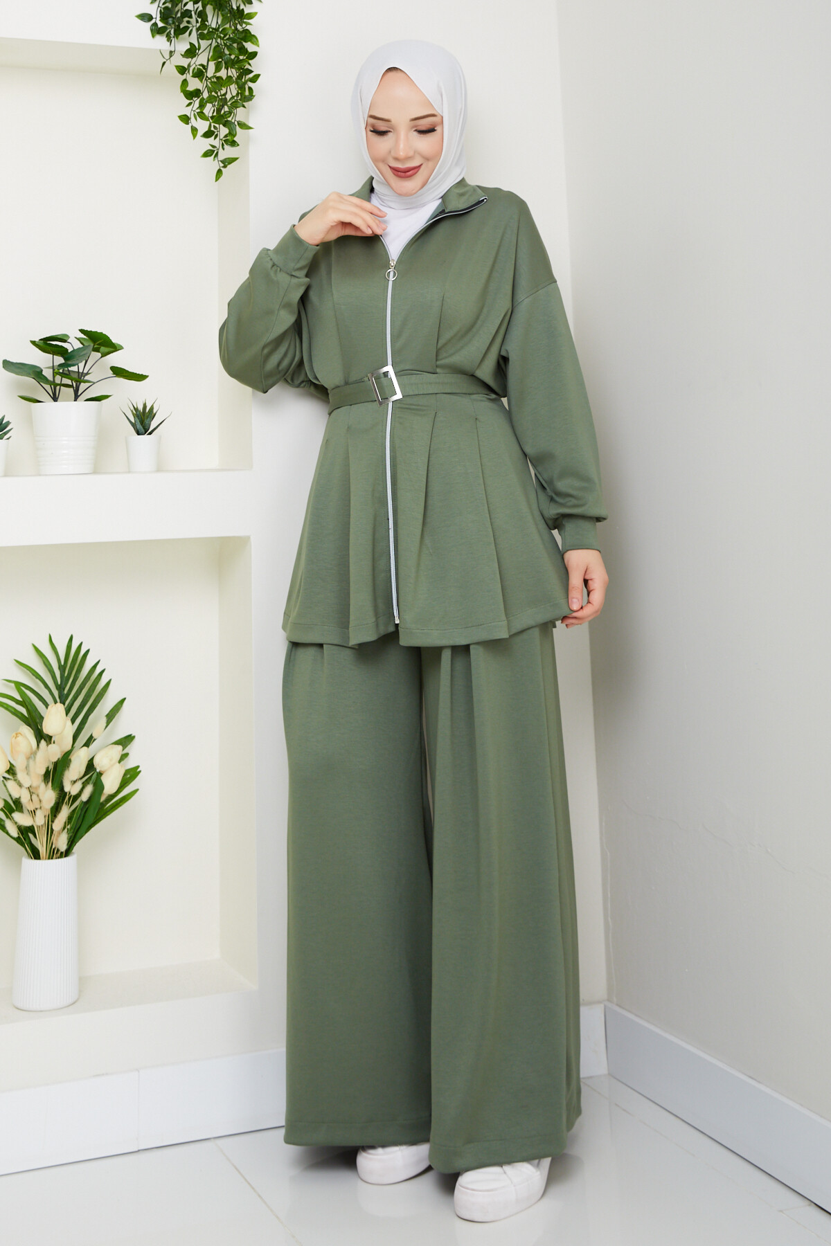 Kemerli Bol Paça Takım Yeşil