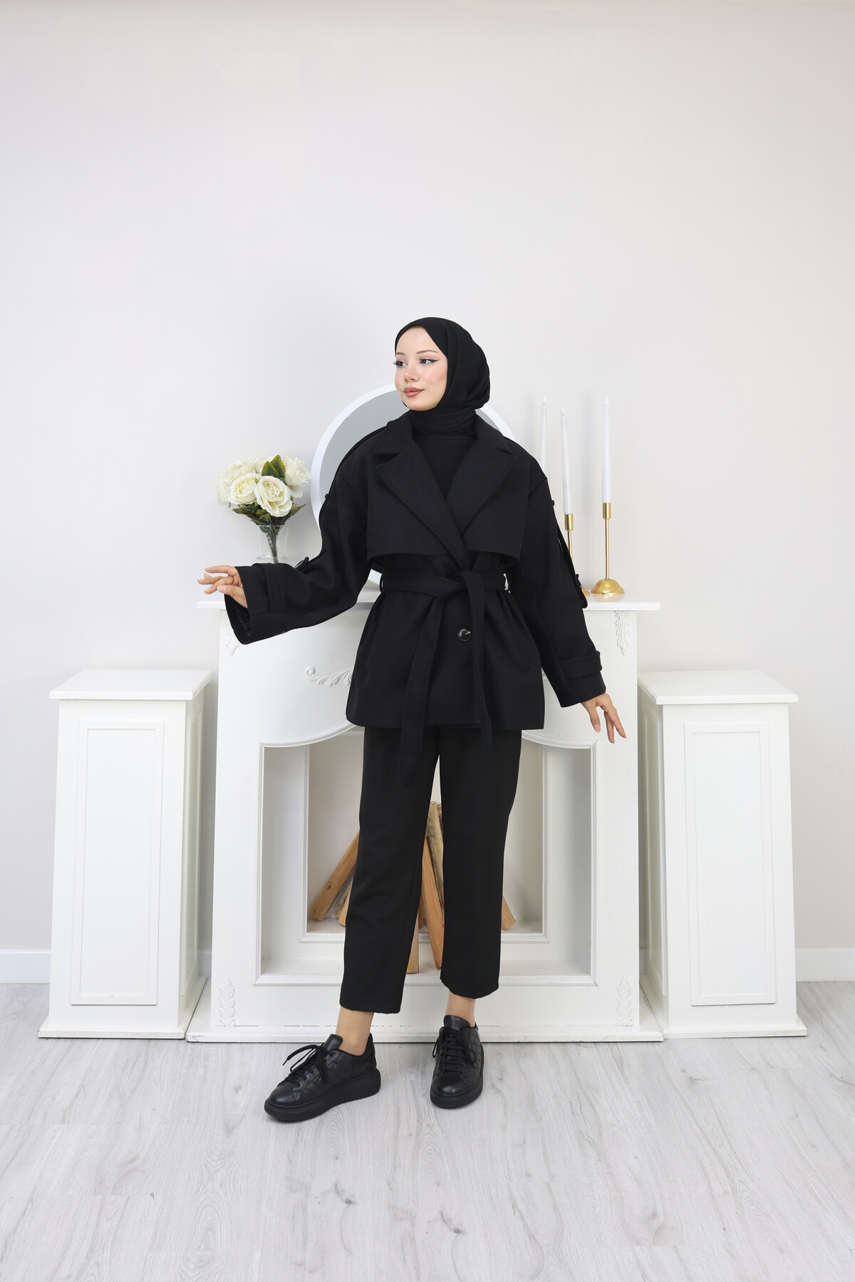 KISA TASARIM KABAN -SİYAH