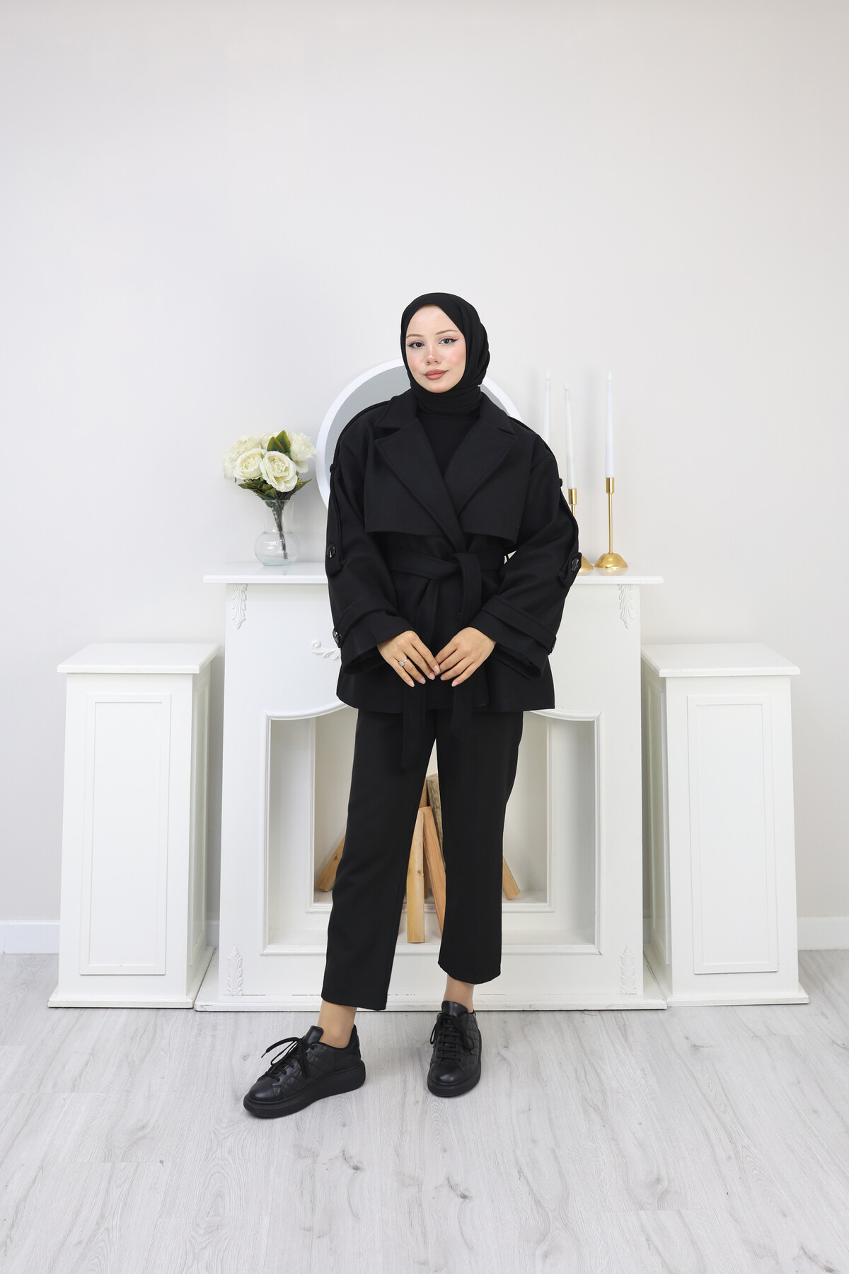 KISA TASARIM KABAN -SİYAH