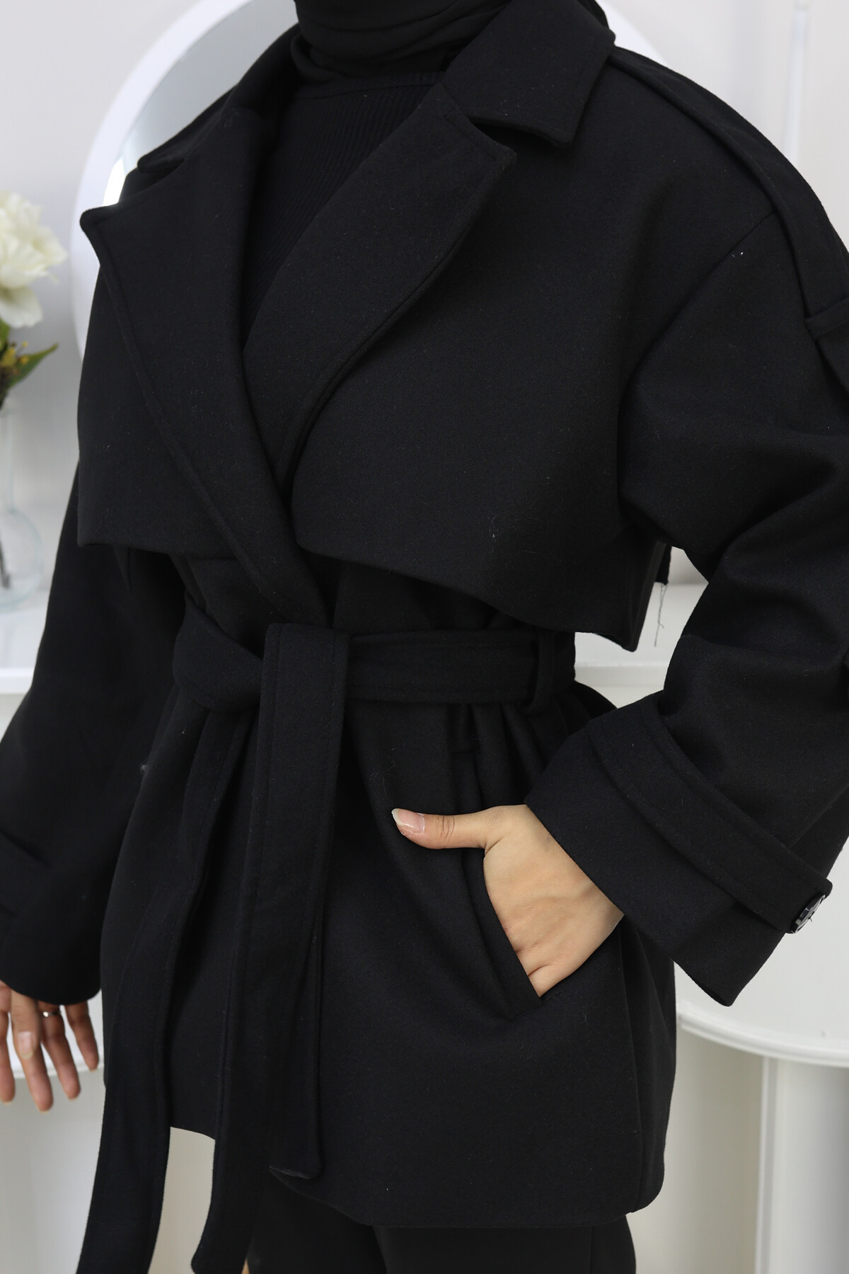 KISA TASARIM KABAN -SİYAH