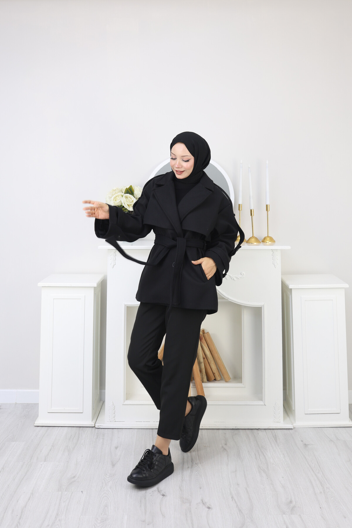 KISA TASARIM KABAN -SİYAH