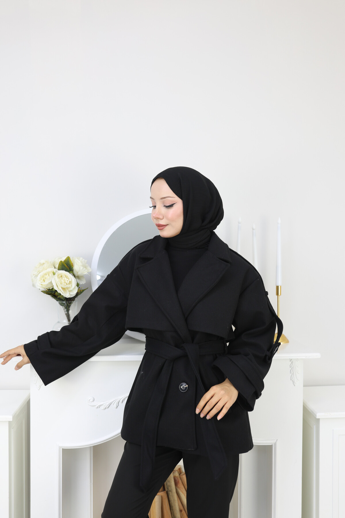 KISA TASARIM KABAN -SİYAH