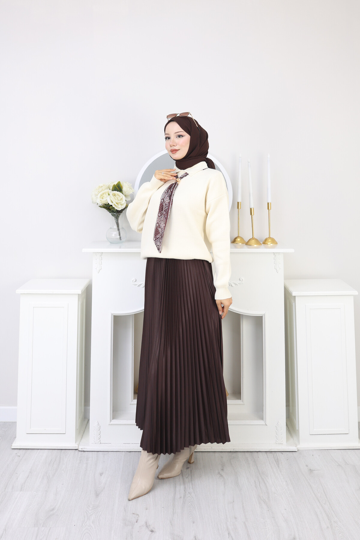 KRAVAT DETAY KAZAK ETEK KOMBİN -KREM