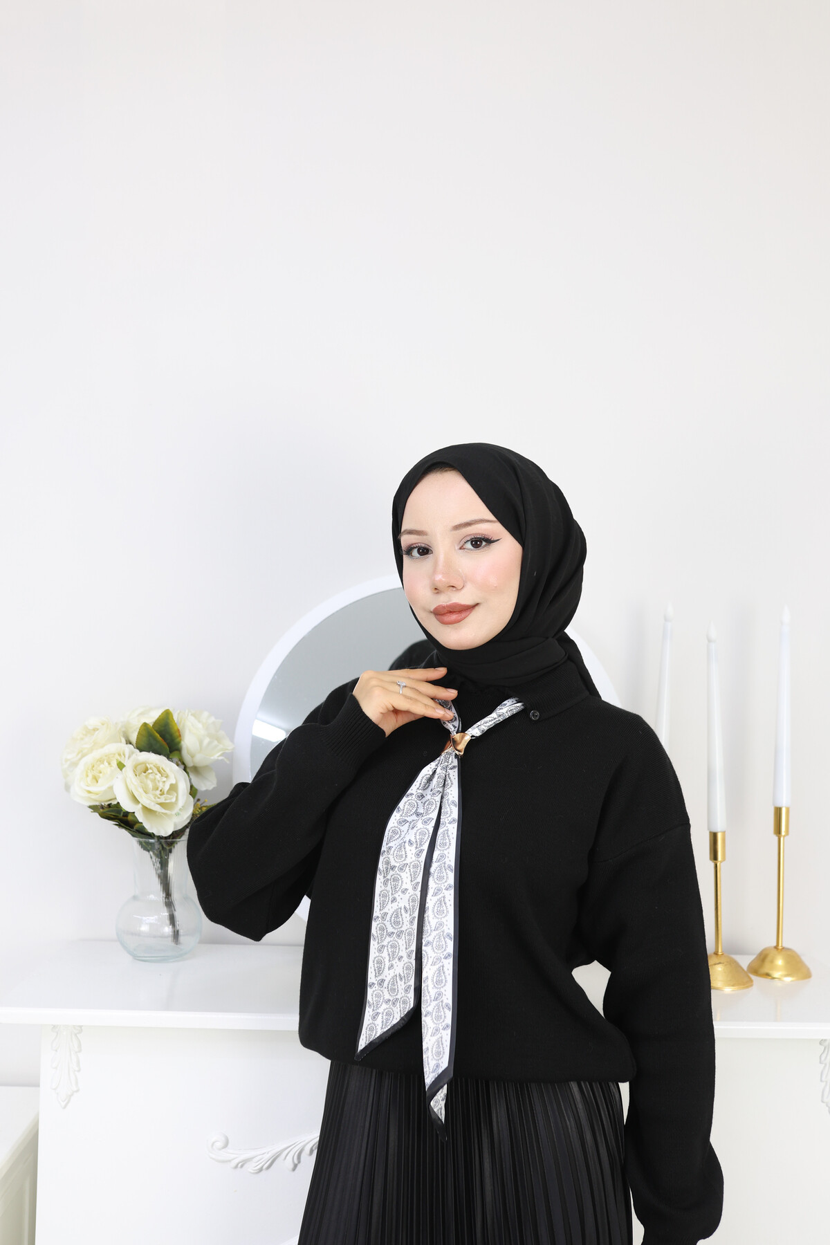 KRAVAT DETAY KAZAK - SİYAH