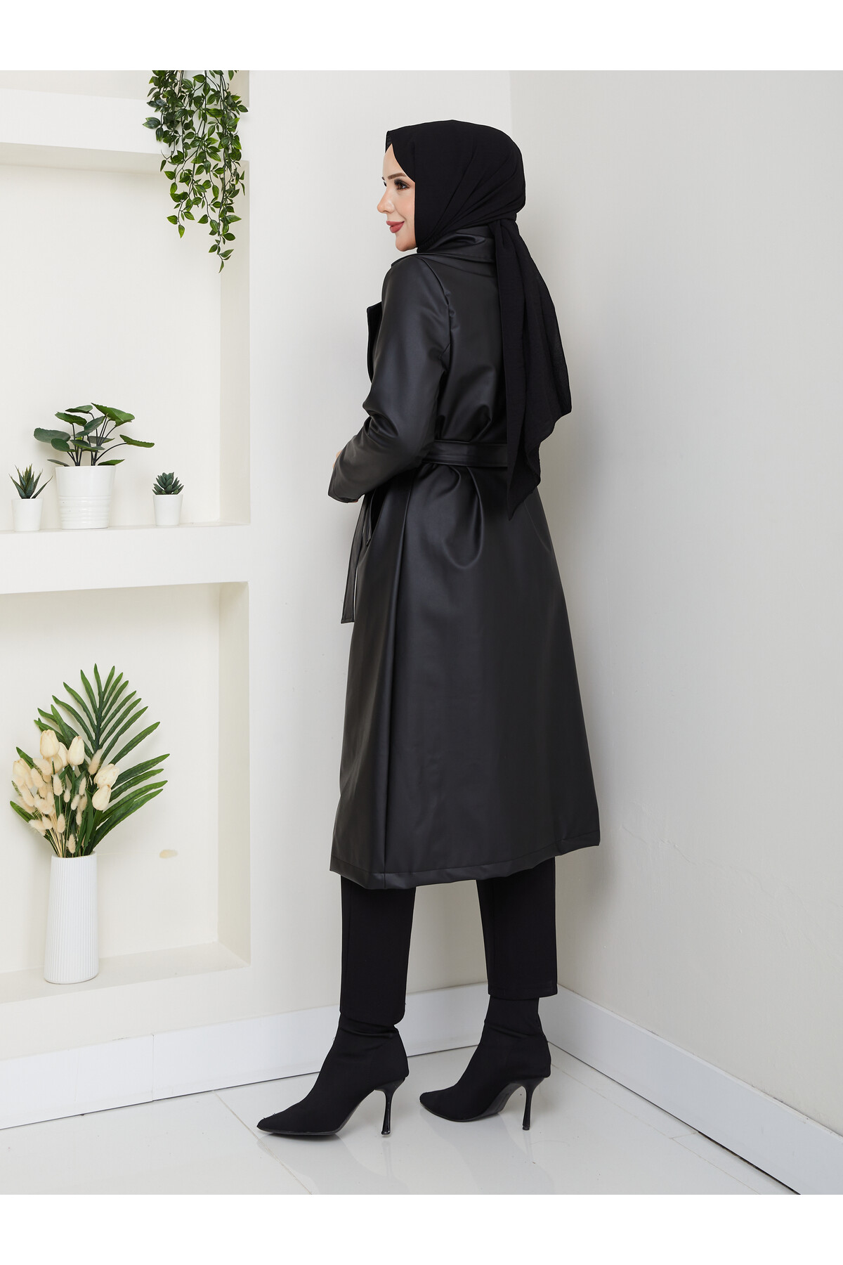 KUŞAKLI  UZUN DERİ TRENÇ - SİYAH