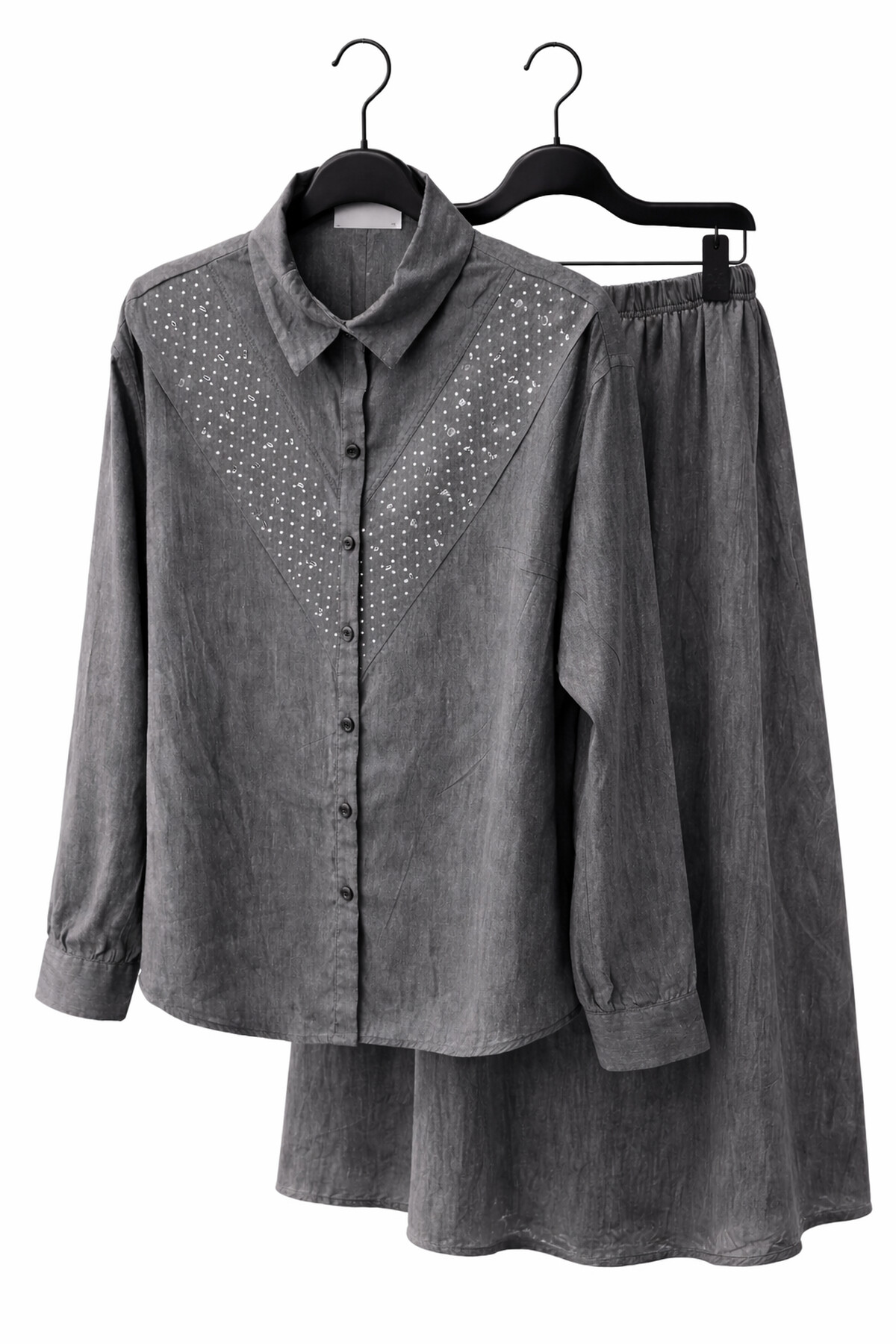 NUBUK V TAŞLI ETEKLİ TAKIM - SİYAH