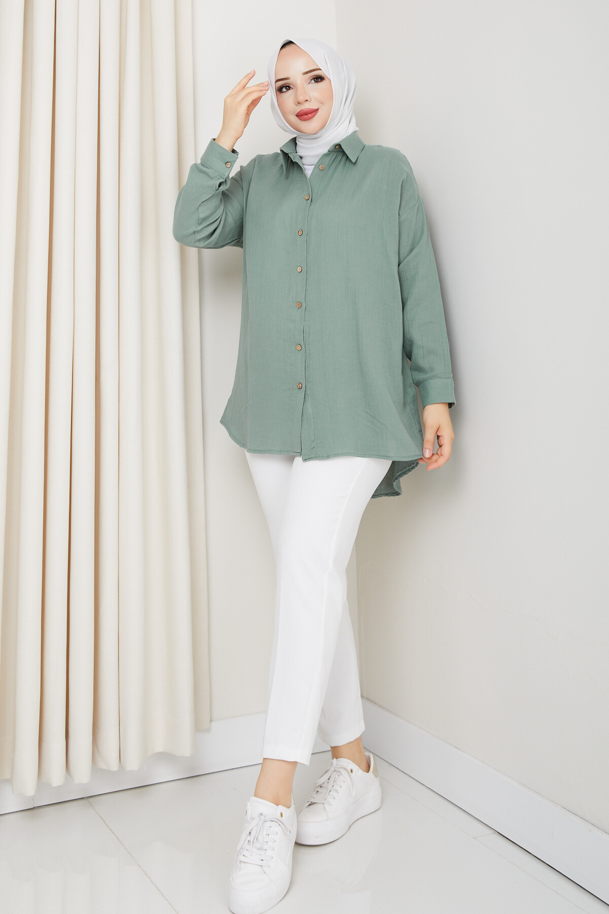 NV TAHTA DÜĞMELİ GÖMLEK-YEŞİL