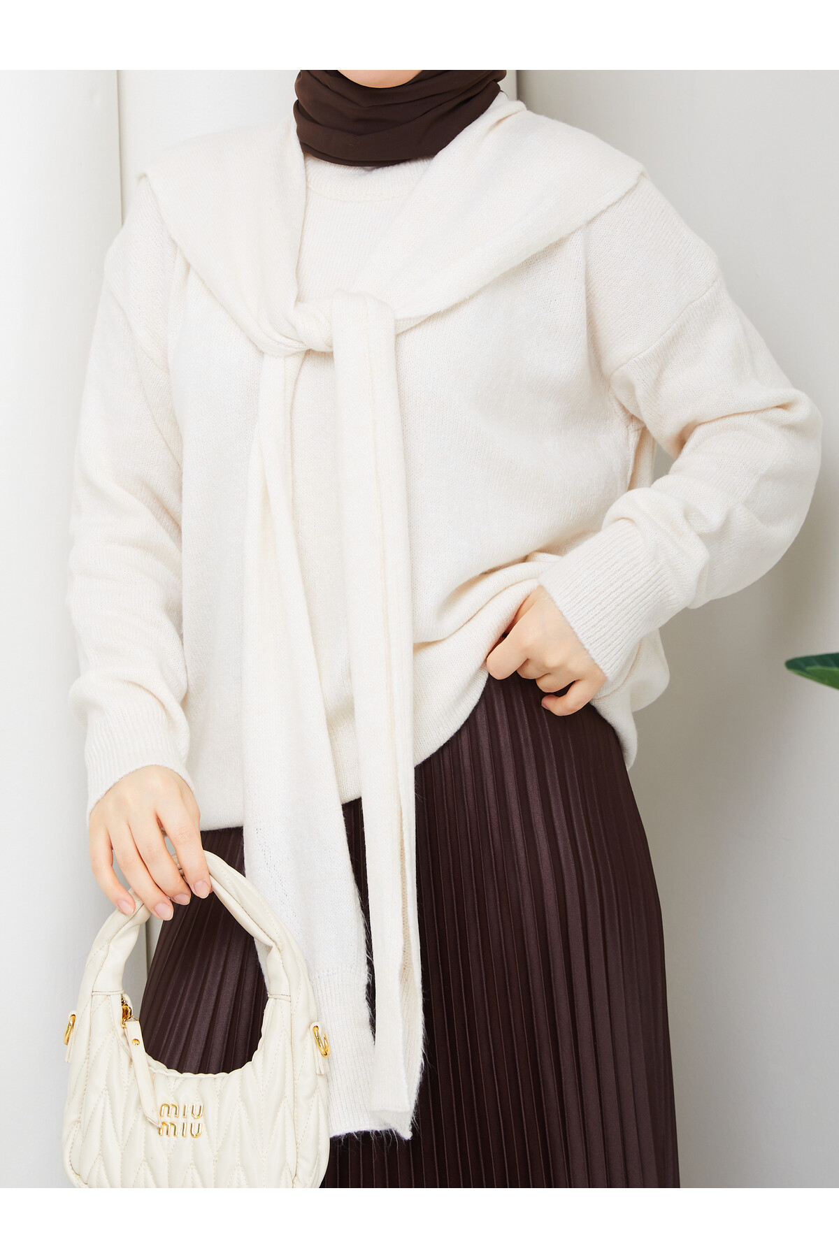 OMUZ ŞAL DETAY  KAZAK -KREM