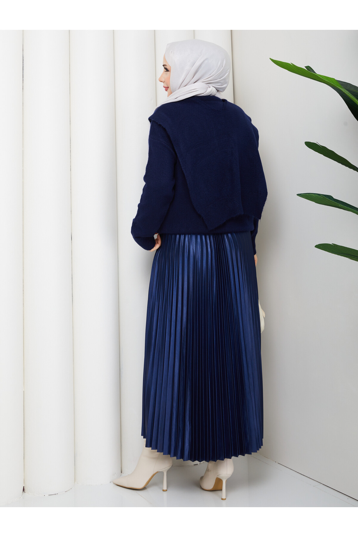 OMUZ ŞAL DETAYLI ETEKLİ KOMBİN - LACİVERT