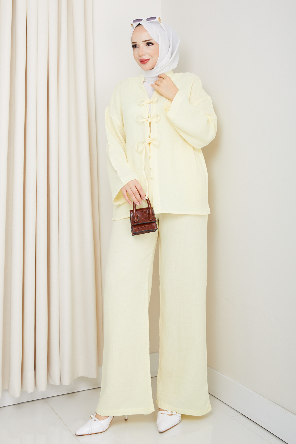 ÖN BAĞCIKLI TAKIM-SARI