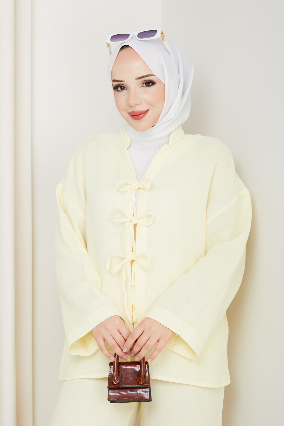 ÖN BAĞCIKLI TAKIM-SARI