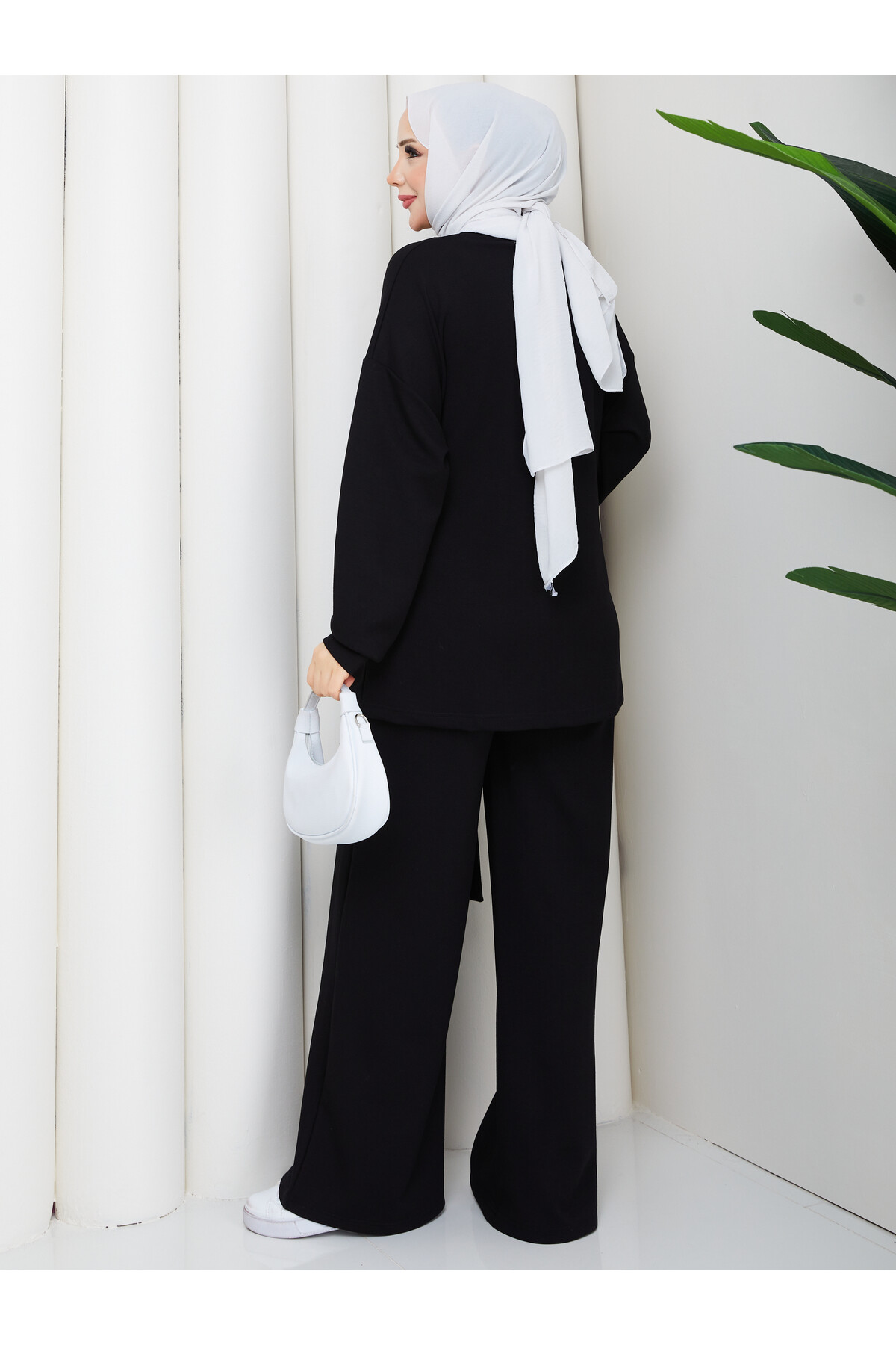 ÖN BAĞLAMALI OYSHO TAKIM - SİYAH