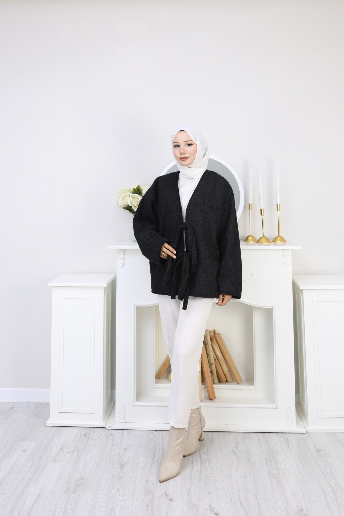 ÖNDEN BAĞLAMALI KAŞE CEKET-SİYAH