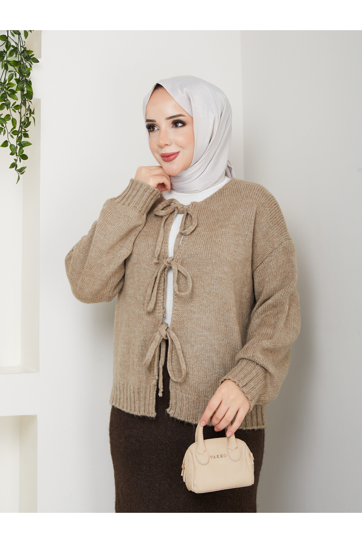 Önü Bağlamalı Laura Hırka Vizon