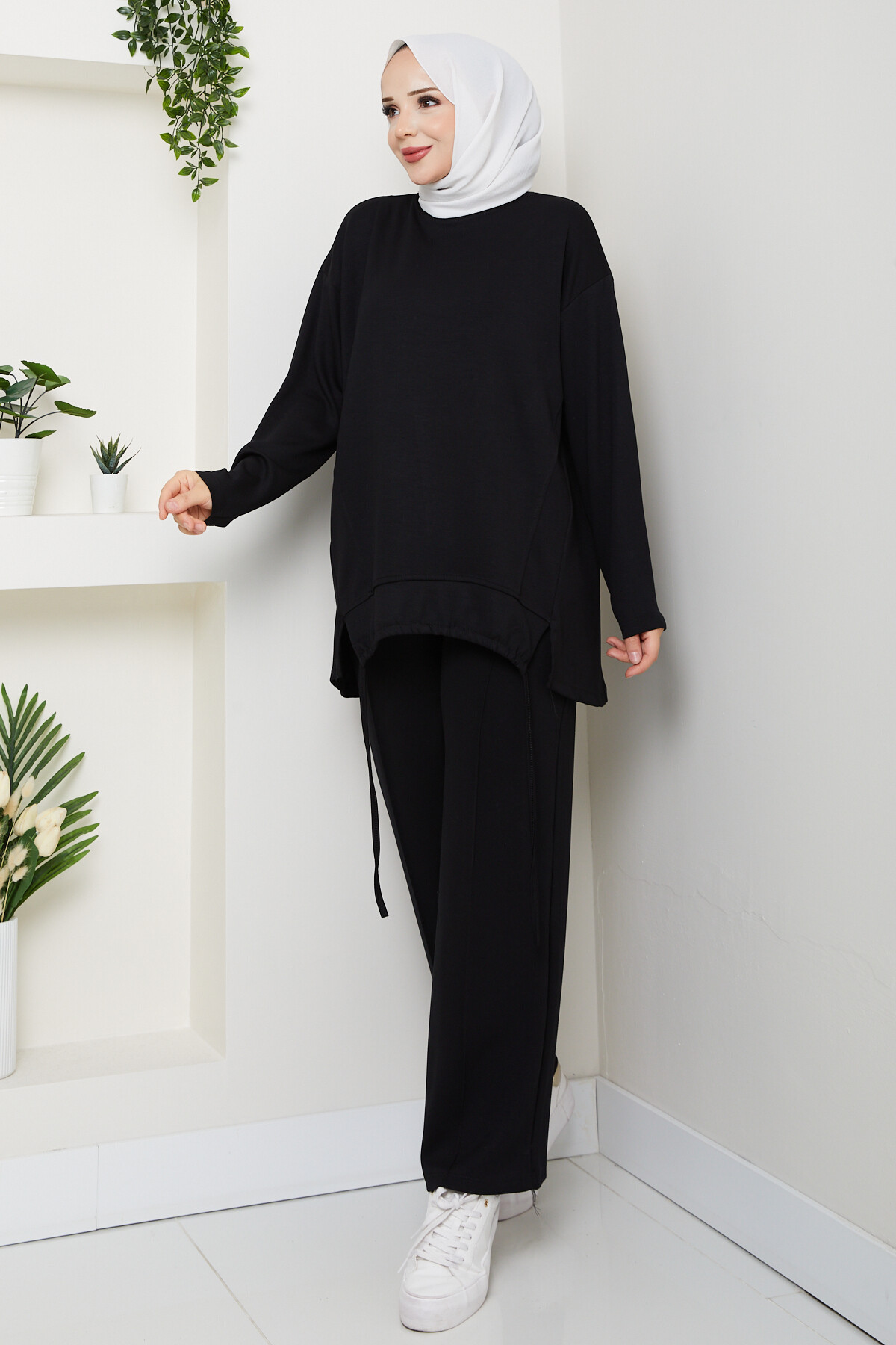 Oysho Biyeli Asimetrik Salaş Takım Siyah