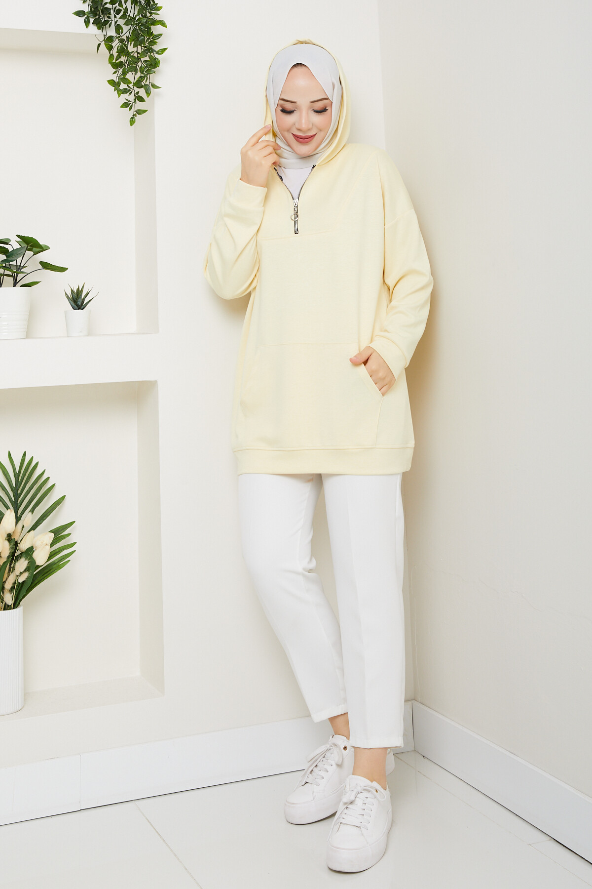 Oysho Kanguru Cep Yarım Fermuarlı Kapşonlu Sweat Sarı