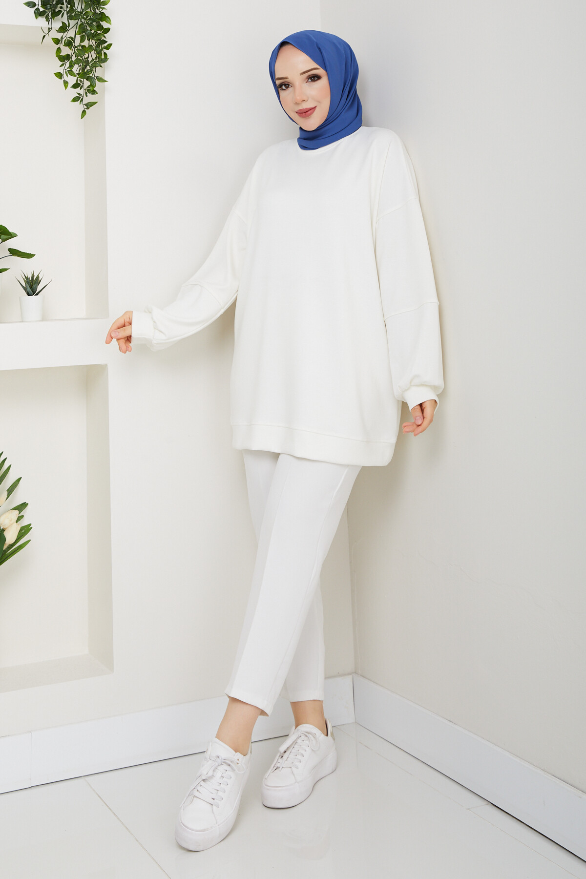 Oysho Oversize Beyzik Sweat Beyaz