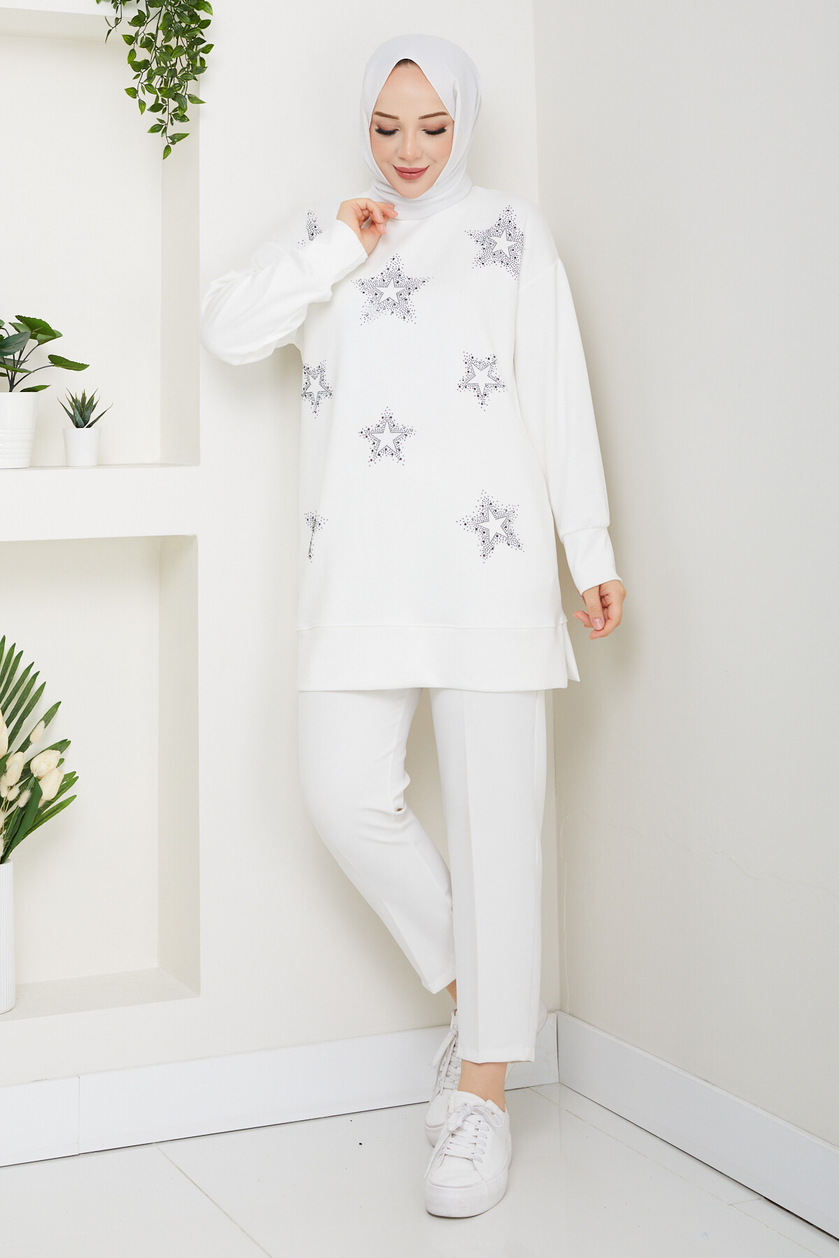 Oysho Yıldız Taşlı Tunik Beyaz