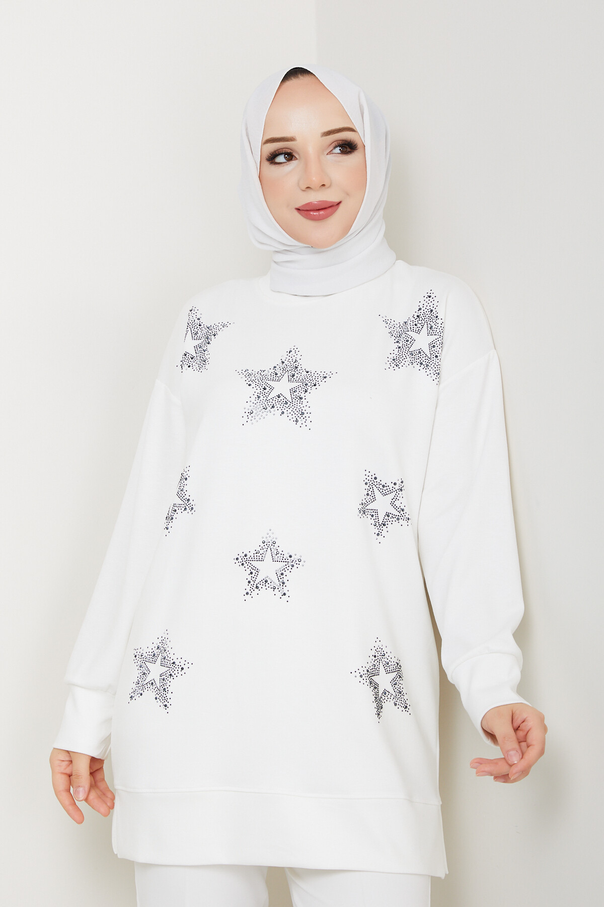 Oysho Yıldız Taşlı Tunik Beyaz