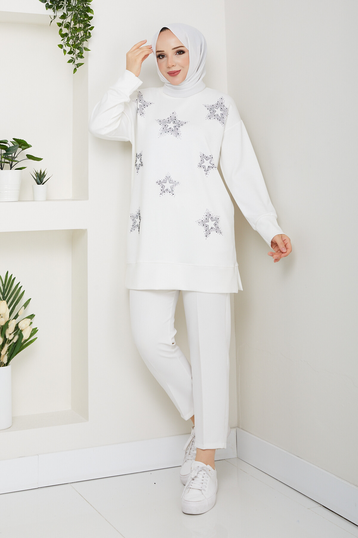 Oysho Yıldız Taşlı Tunik Beyaz