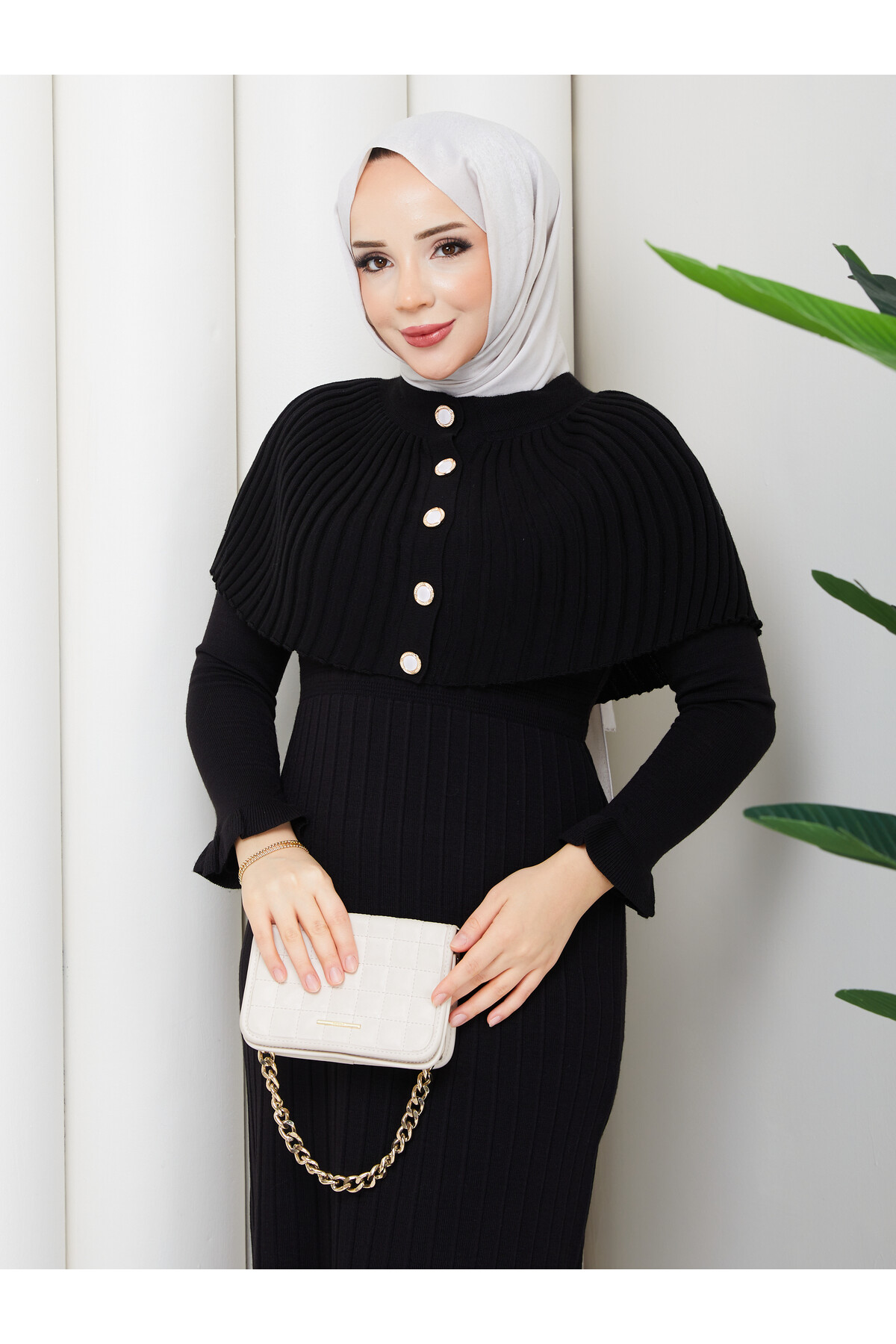 PELERİNLİ ELBİSE - SİYAH