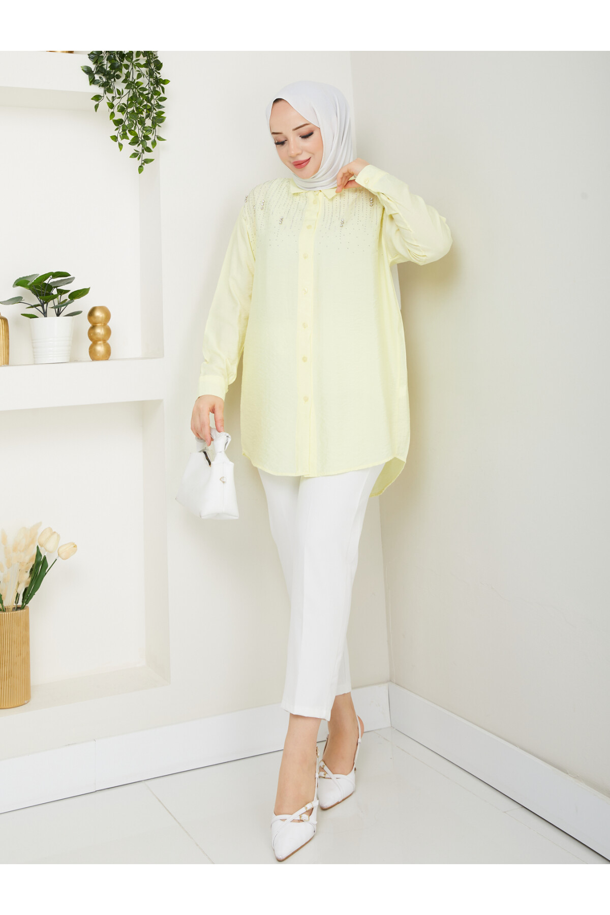 TAŞ İNCİ DETAYLI GÖMLEK-SARI