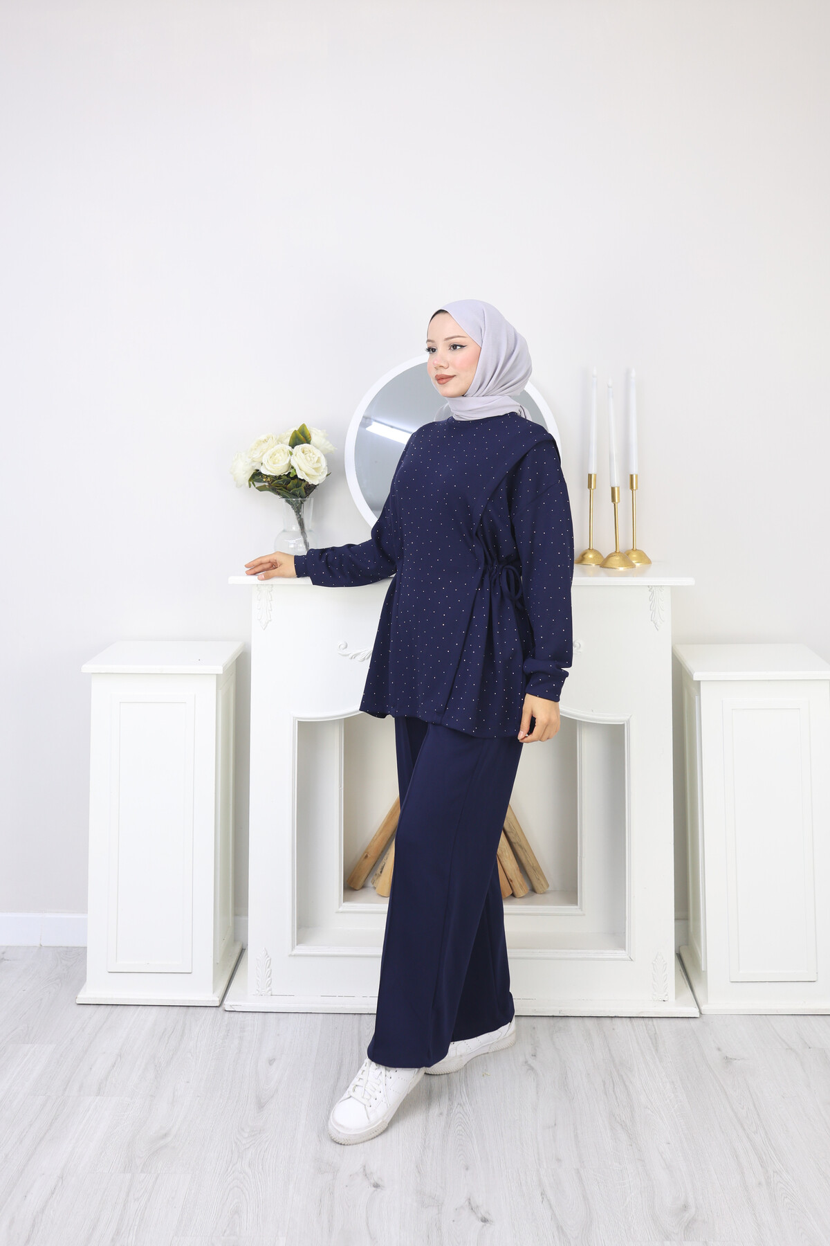 TAŞLI TAKIM-LACİVERT