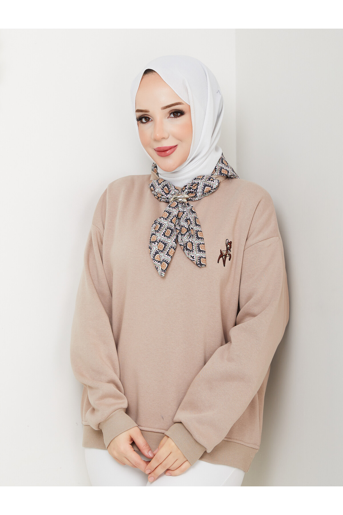 ÜÇ İP FUARLI SWEAT-VİZON