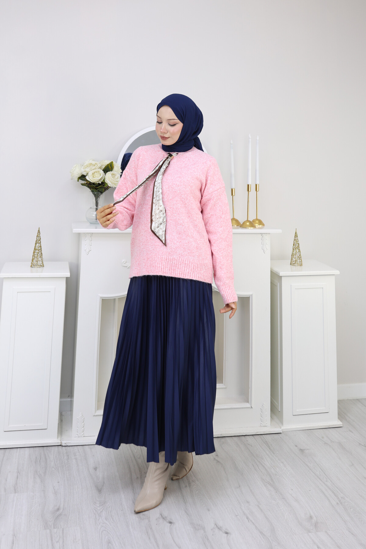 VNZ  FULARLI KAZAK - PEMBE