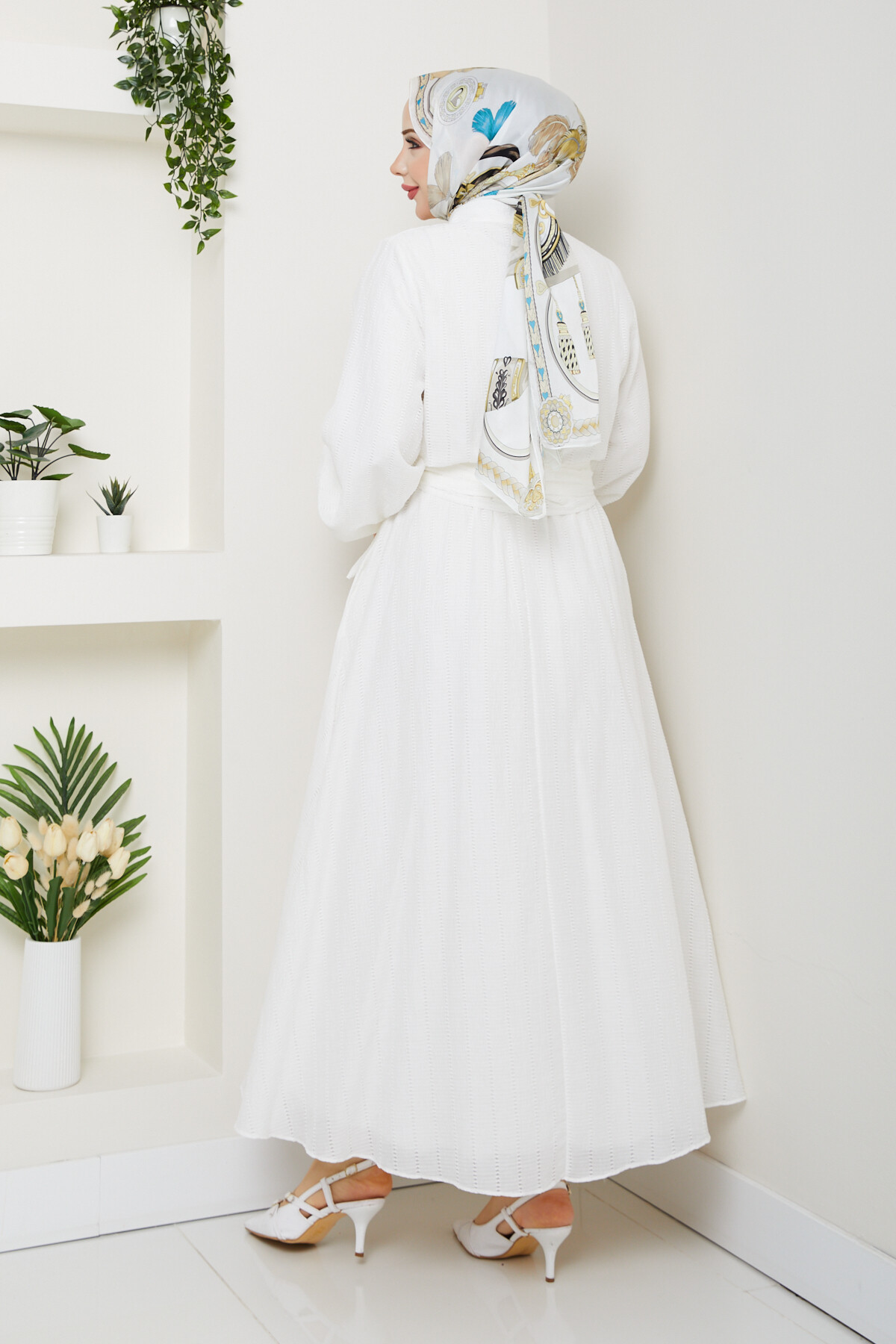 WEN GOLD DÜĞMELİ BEL BAĞLAMALI TAKIM-BEYAZ