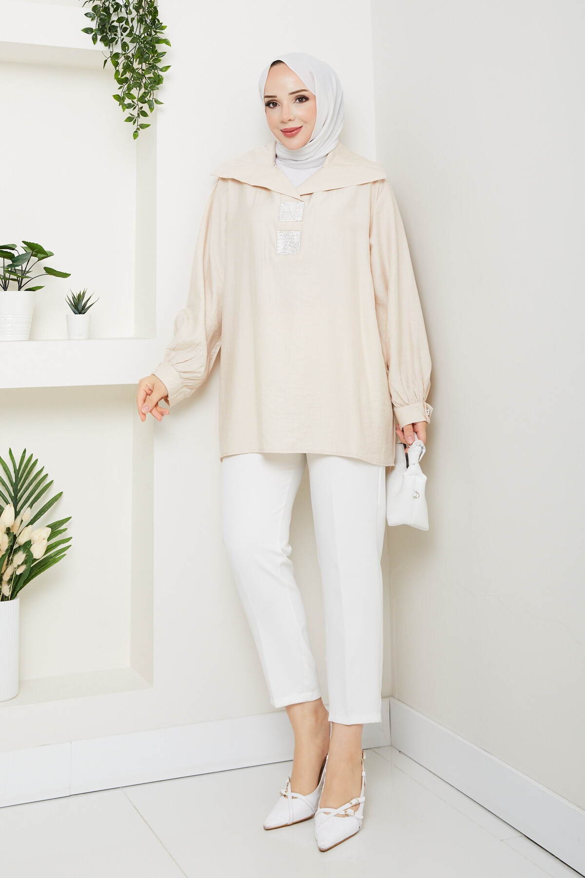 Yaka Pul Detay Gömlek Krem