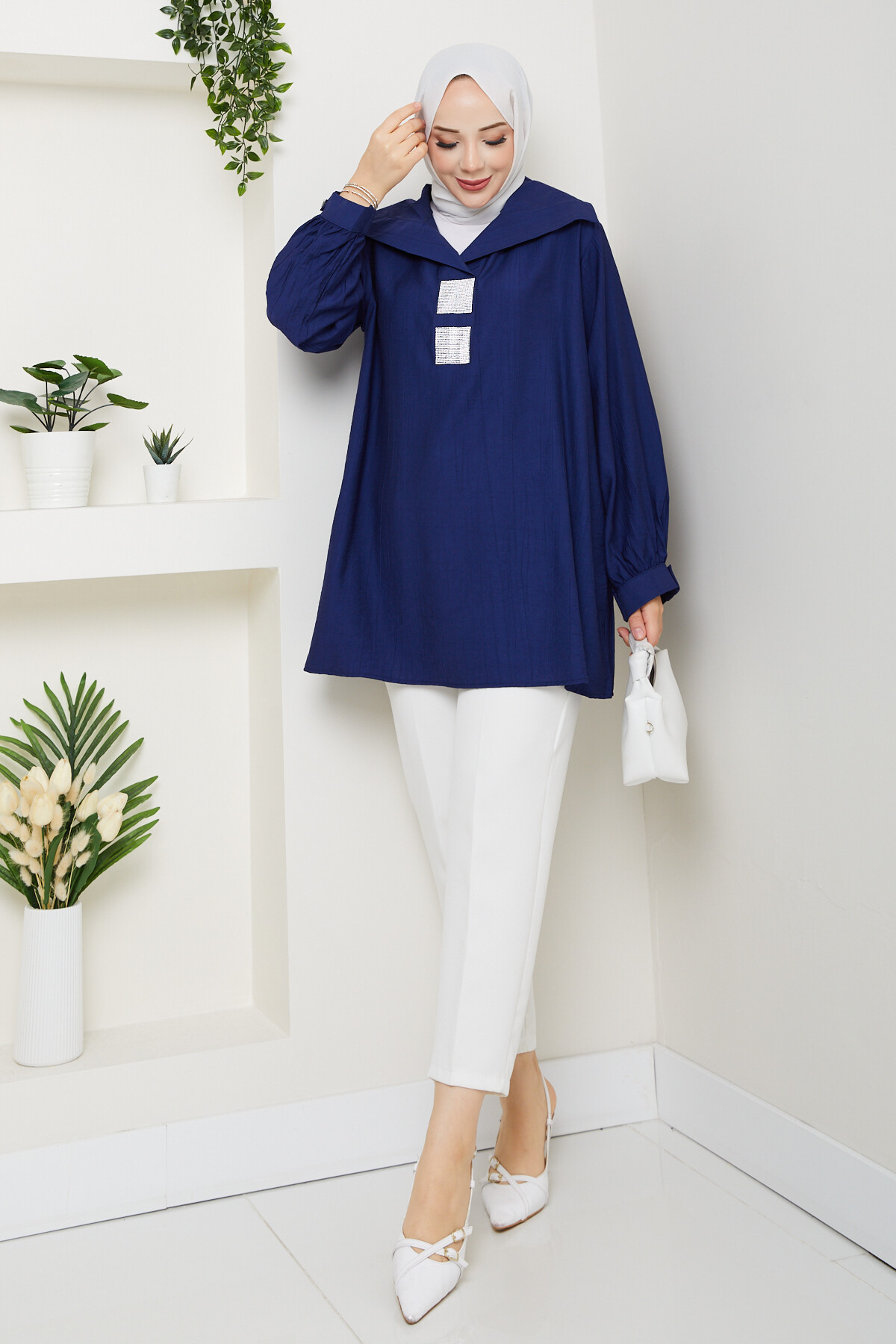 Yaka Pul Detay Gömlek Lacivert