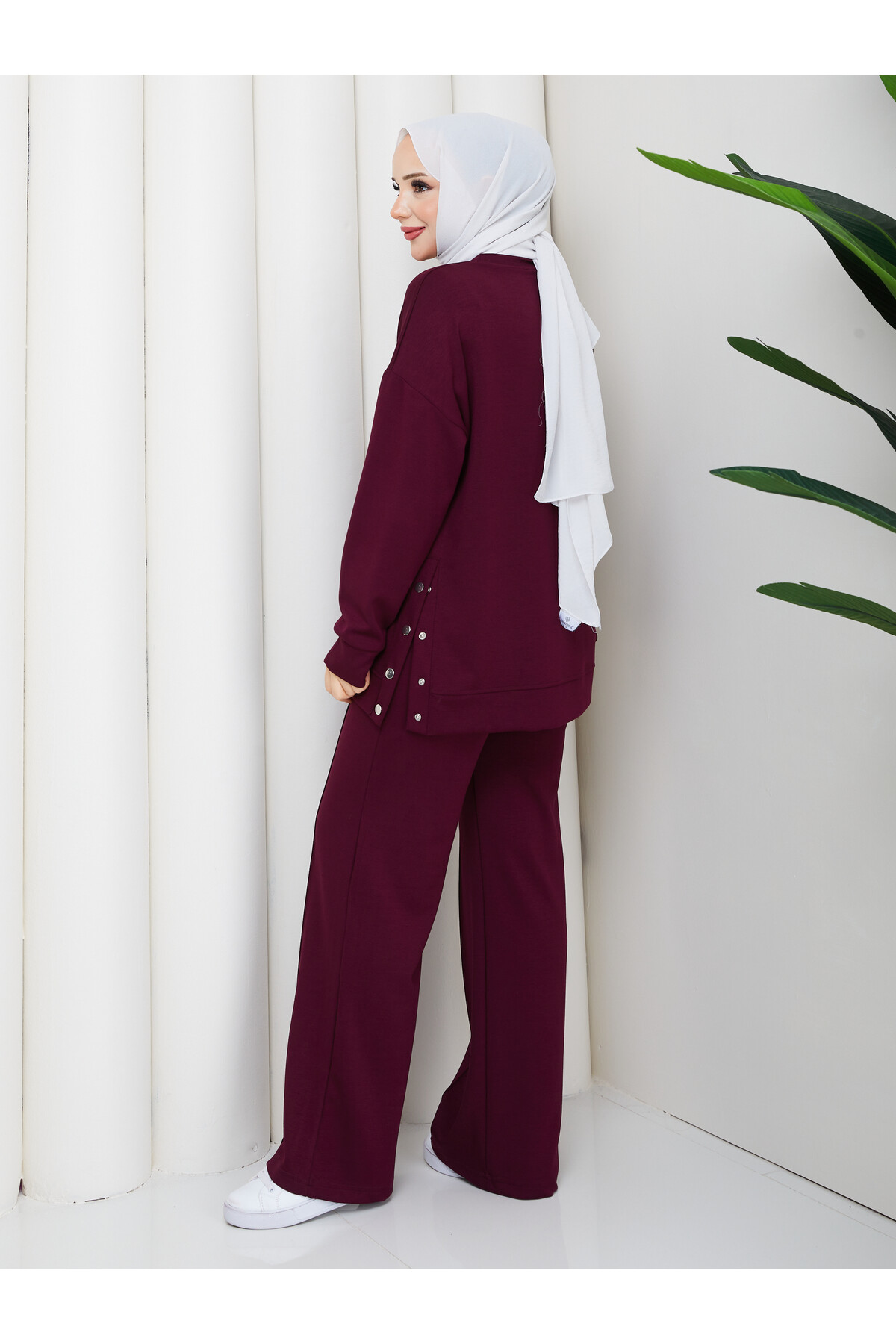 YANLARI ÇITÇITLI OYSHO TAKIM - BORDO