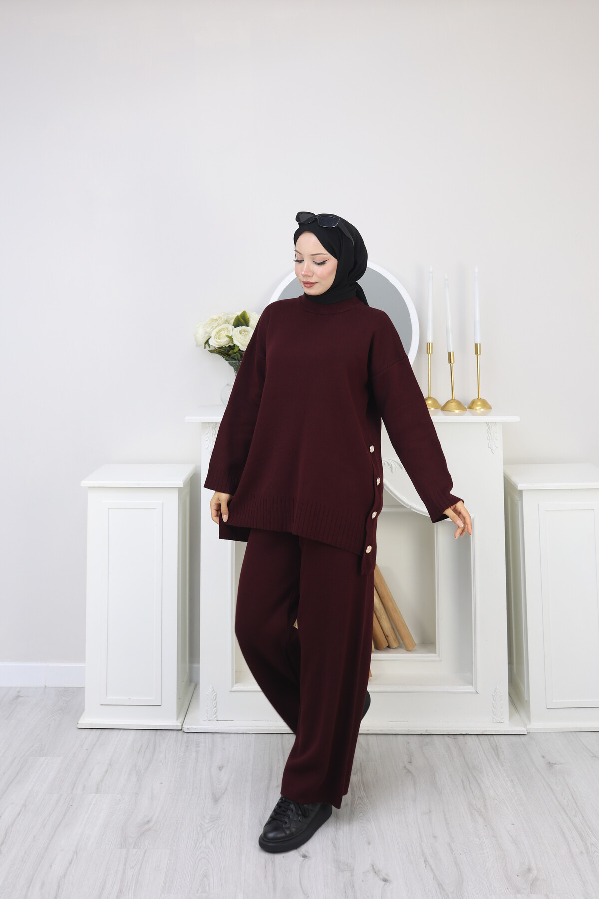 YANLARI DÜĞME DETAY TRİKO TAKIM -BORDO